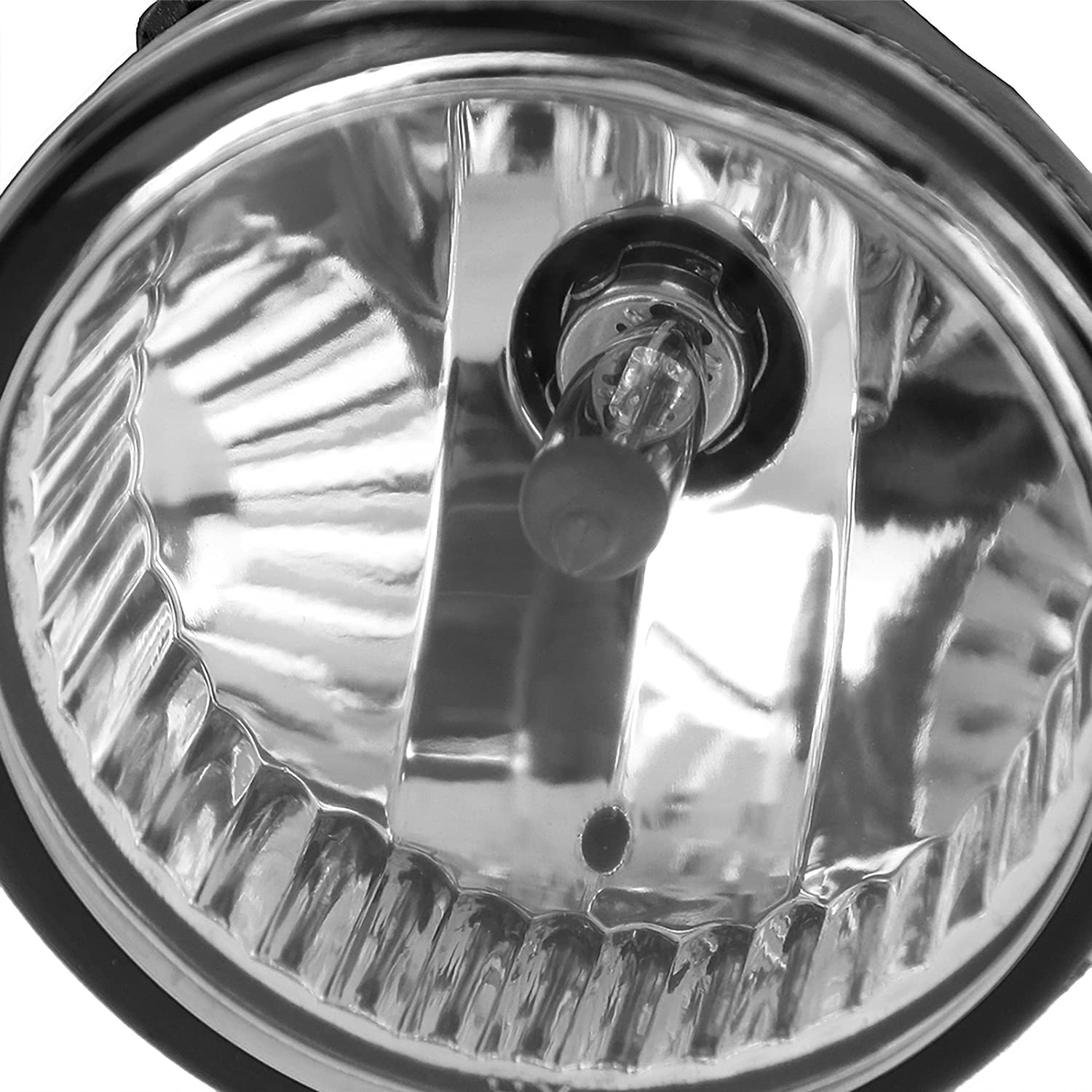 Clear Lens Fog Lights Spec-D Tuning +9006 Bulbs+Switch Compatible with Toyota Highlander 2004-2007, 04-09 Prius, 04-05 Scion Xa, L+R Pair Assembly