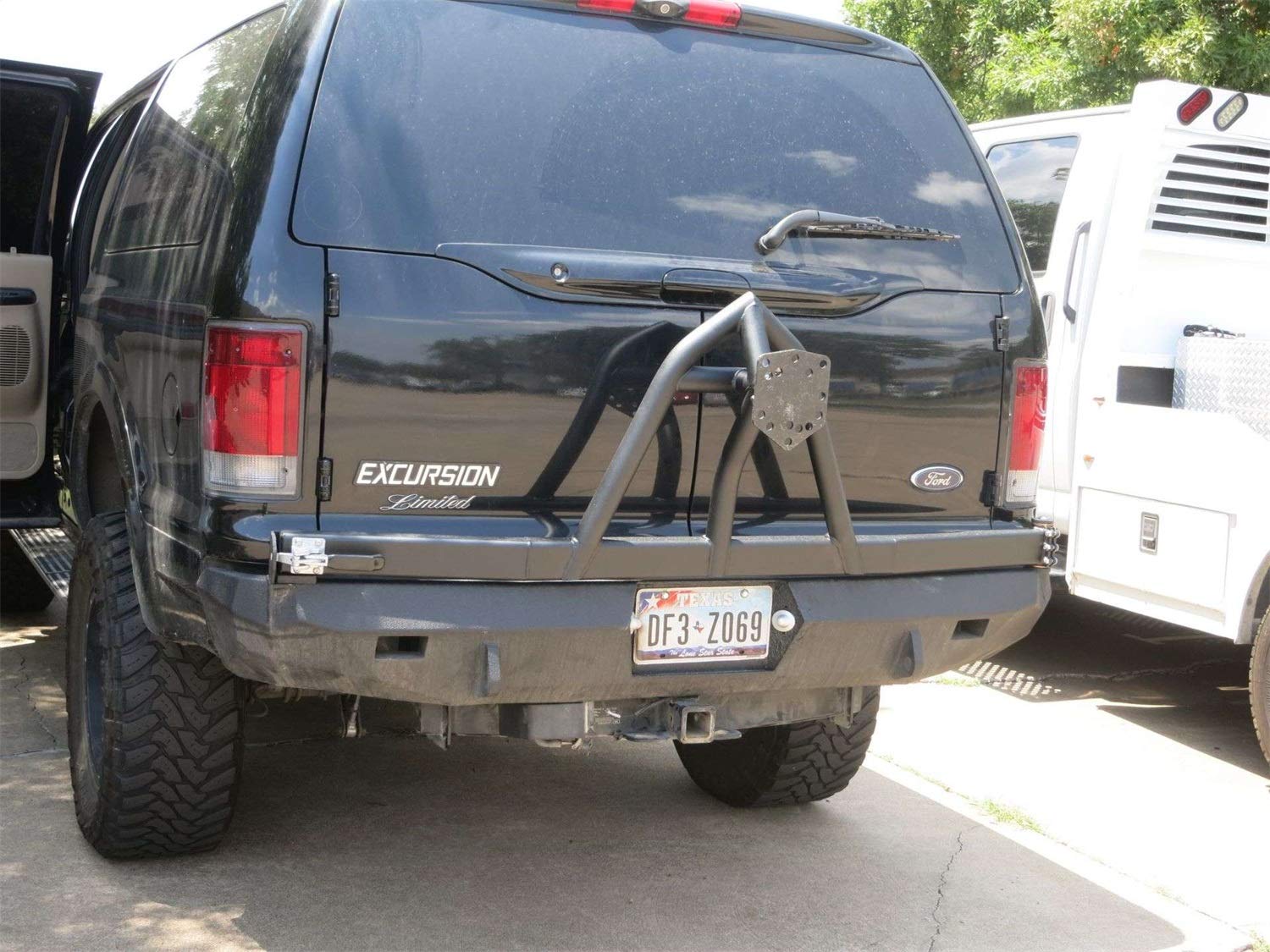 61208B Road Armor Tire Carrier