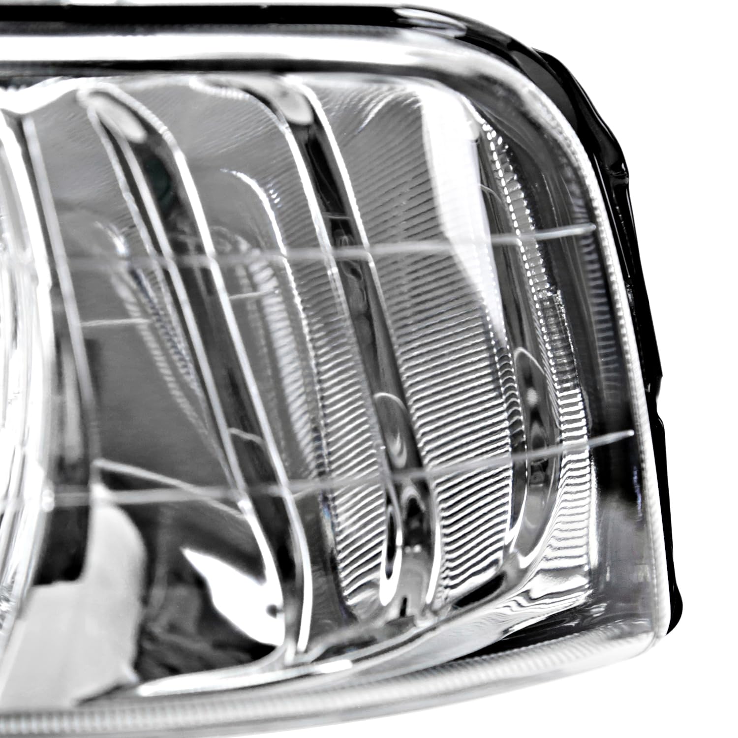 Chrome Headlights + Bumper Lights SPEC-D TUNING Compatible with 1999-2002 Chevy Silverado 2000-2006 Tahoe Suburban, Left + Right Pair Headlamps Assembly
