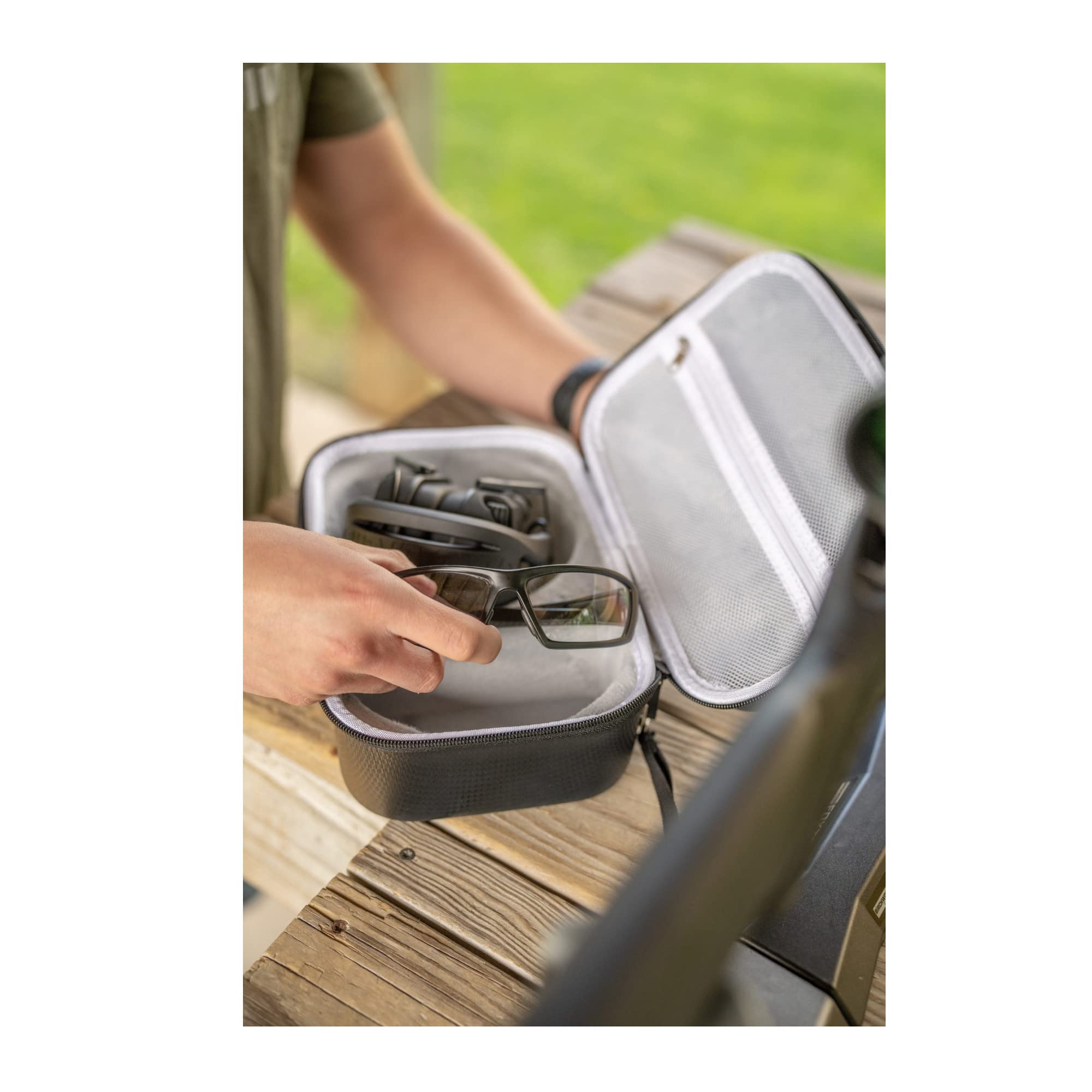 WALKER'S Durable Weather-Resistant Shockproof Dustproof EVA Scratch-Free Lining Protective Carrying Storage Case for Hunting Shooting Earmuff, Glasses & Accessories