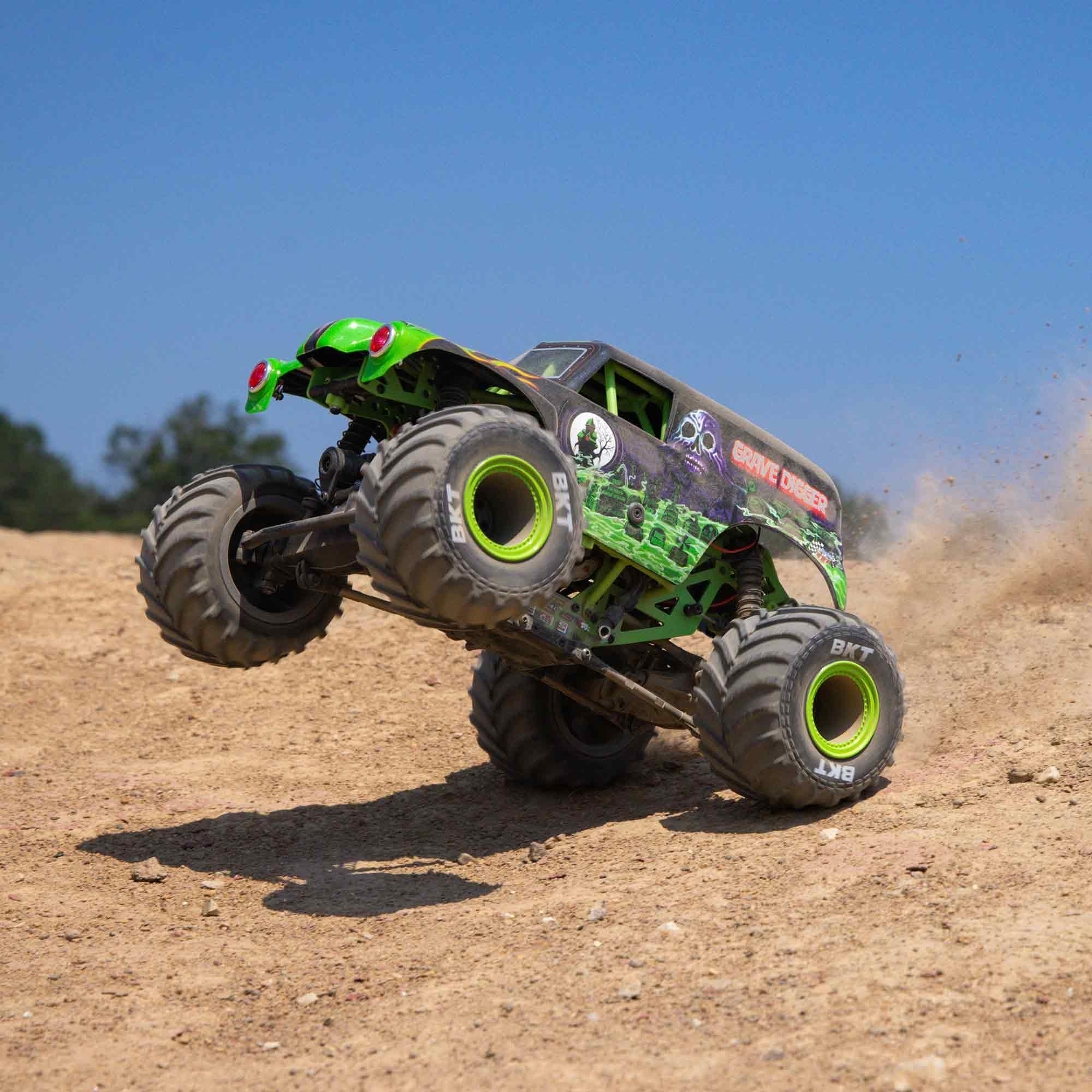 Losi 1/18 Mini Grave Digger LMT 2S 4X4 RTR Brushed Monster Truck Battery & Charger Included Green LOS01026T1