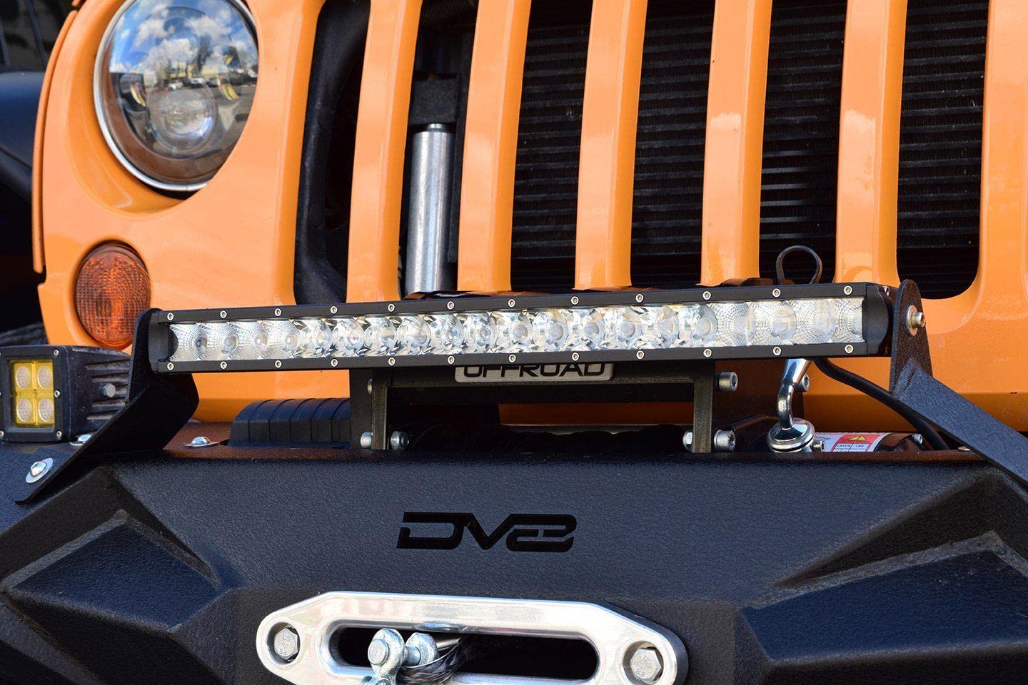 50" DV8 Offroad LED Light Bar | Low Profile | 19,250 Lumen from Cree LED's | Aluminum Housing w/Heat Fins | IP68 Rated Polycarbonate Lens | Flood/Spot Pattern | SL8 Series