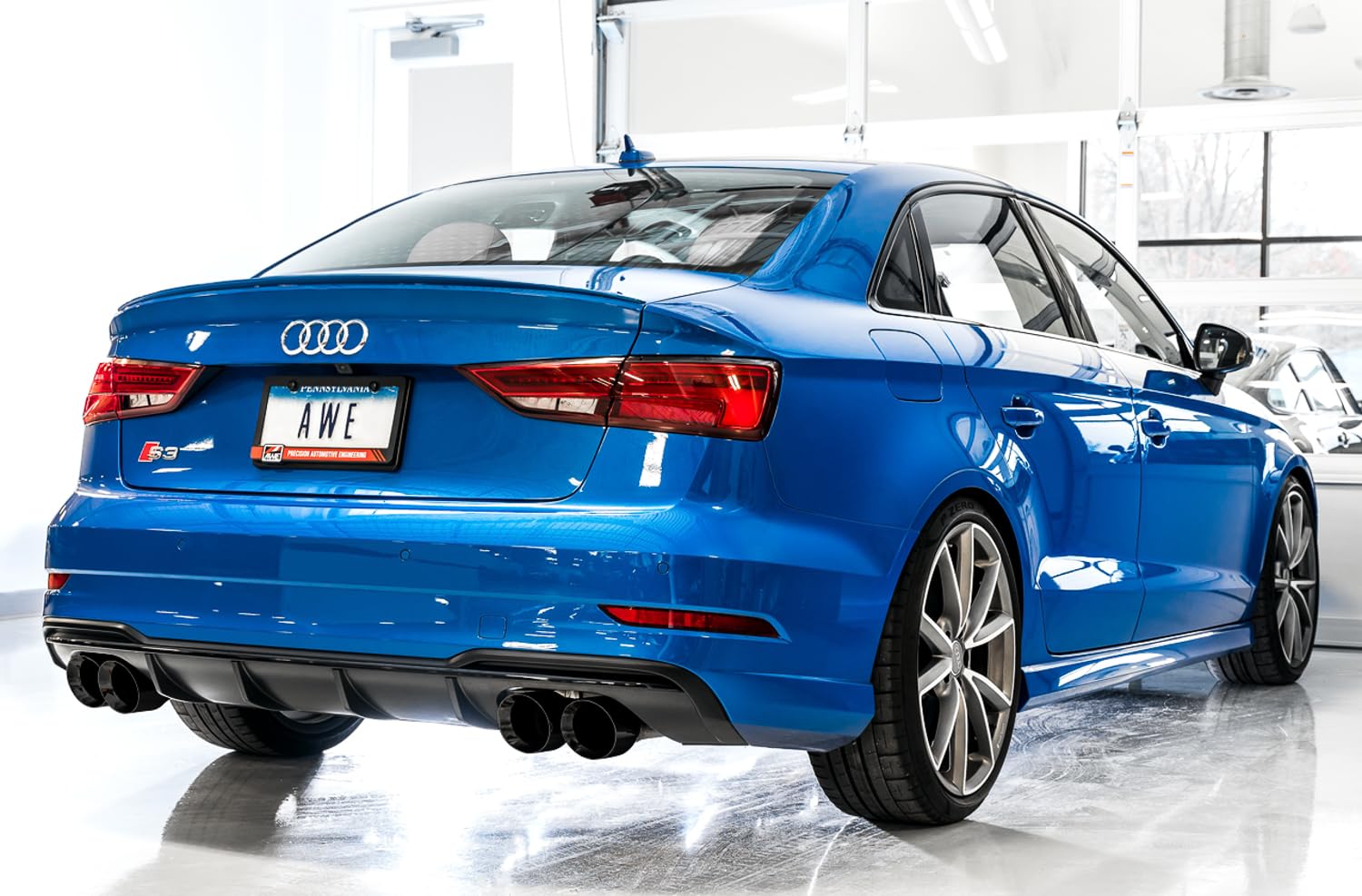 AWE Tuning 8V Audi S3 SwitchPath Exhaust w/Diamond Black Tips 102mm - 3025-43072