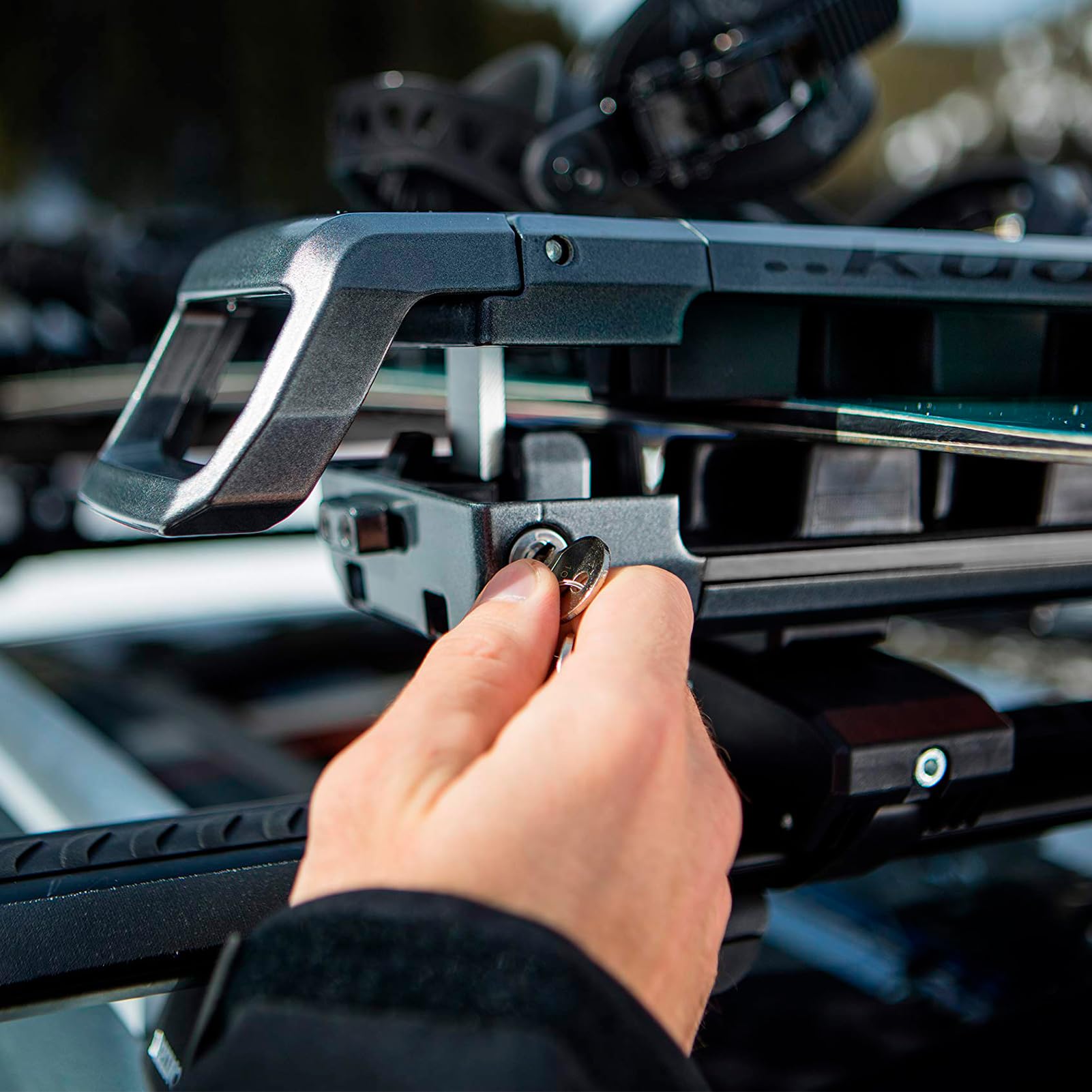 Grip 6 KUAT Durable Universal Car SUV Rooftop Crossbars Mounted Winter Sports Gear Hauling Transportation Slide-Out Locking Clamshell Rack, Fits 6 Skis/4 Snowboards - Black Metallic with Gray Anodize