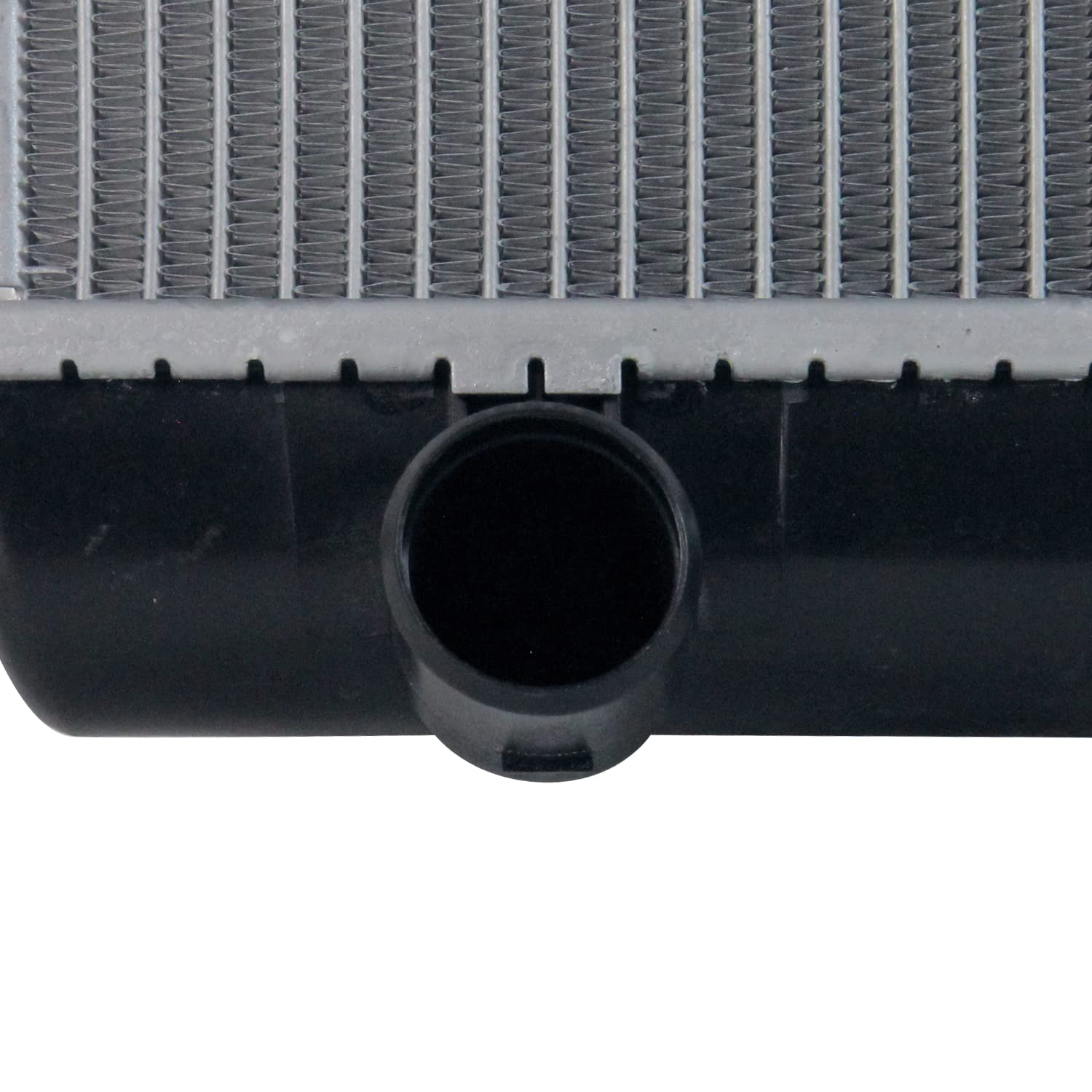 Radiator TYC 2459 Compatible with 2001-2004 Nissan Pathfinder