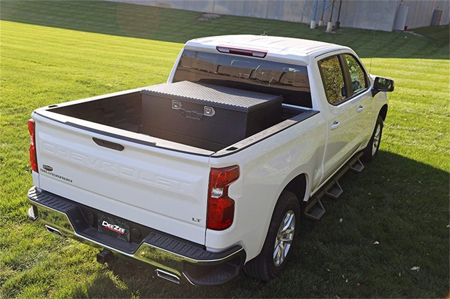 Black-Tread Diesel Combo Transfer Tank & Tool Box Dee Zee DZ92847TB (75 Gallon) with Pump