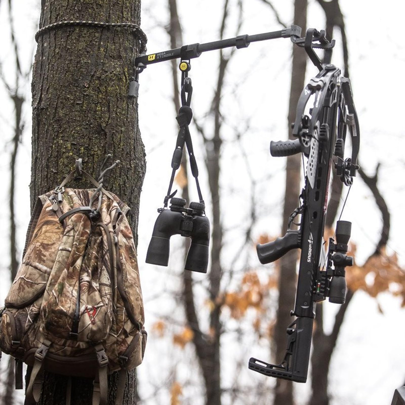 HAWK Xtendible Mega Tree Arm | Hunting Treestands Portable Folding Lightweight Easy Mount Aluminum Long Holder with Hooks for Bow, Crossbow & Accessories | Weight rating 15 Lbs