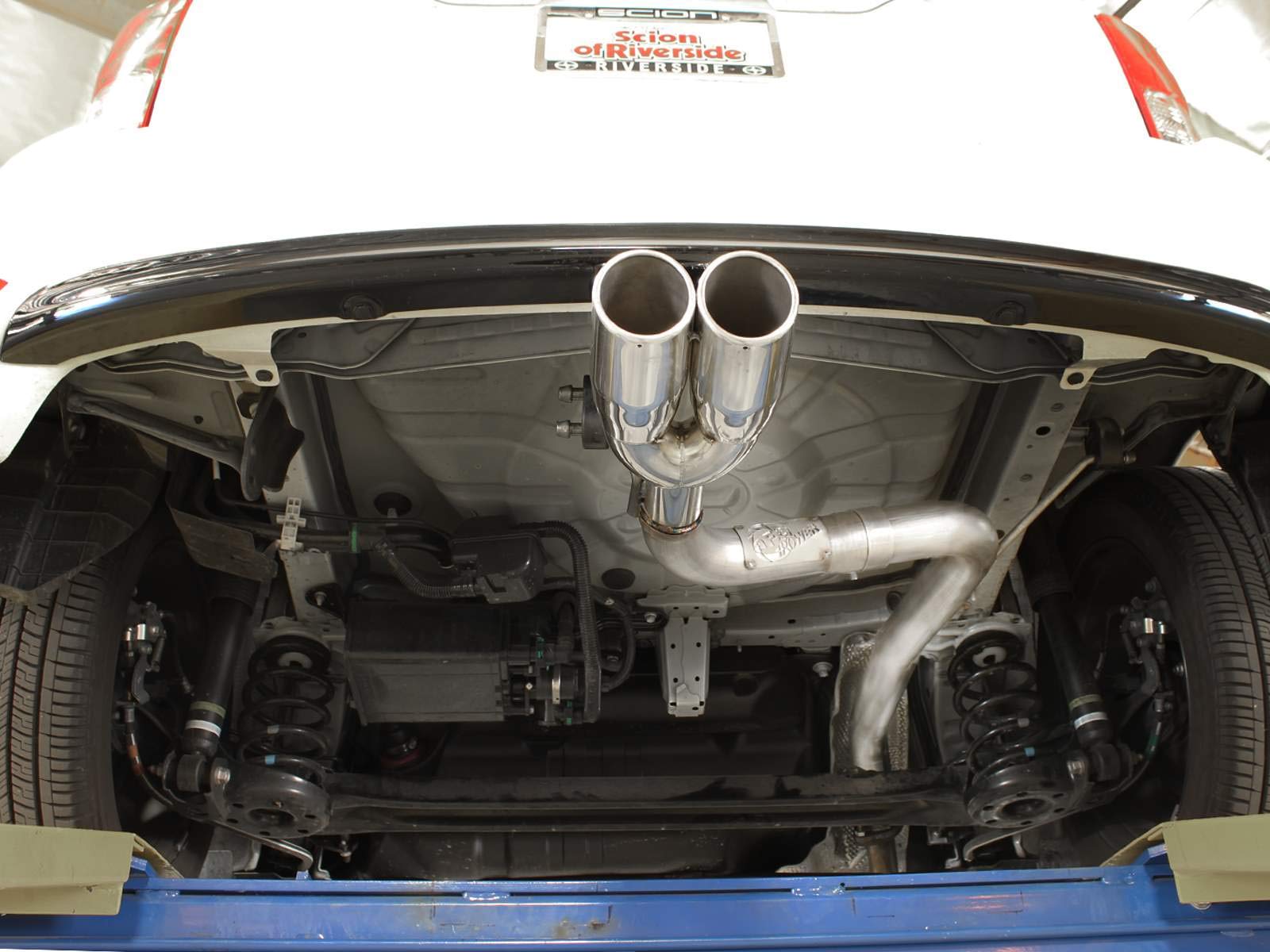 304 Stainless Steel aFe (49-36018) Axle-Back Exhaust System with Dual Polished Tips for Scion xB L4-2.4L Engine