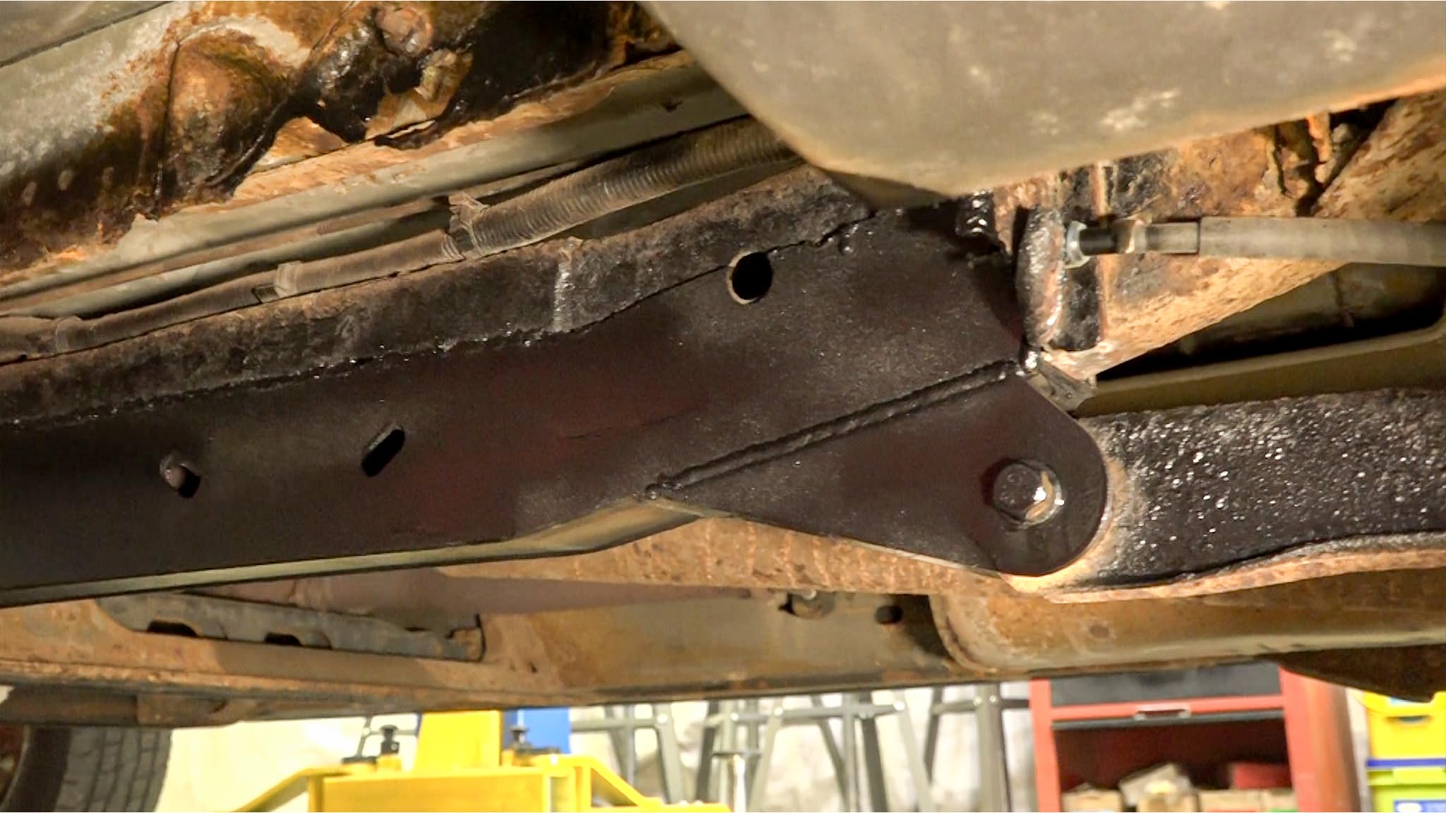 Center Frame Repair Kit Rust Buster for 2000-2020 GM SUVs RB7401