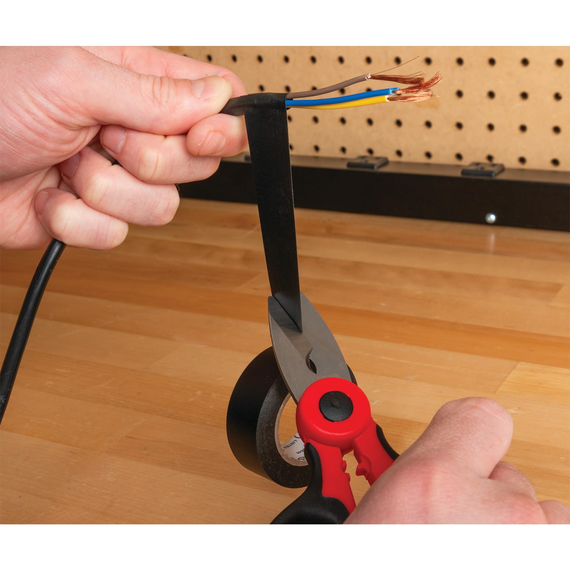 W6085 Performance Tool 3/4-in x 30-ft Black Electrical Tape: General Purpose, Cable Insulation, Wire Bundling, Rubber Resin Adhesive, Flexible, 600V and 176-Degree (F) Tolerance