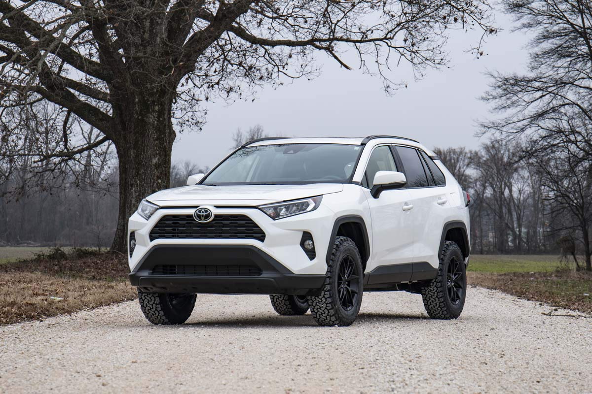 Rough Country 2.5" Lift Kit for 2WD/4WD 2019-2021 Toyota RAV4 - 73100