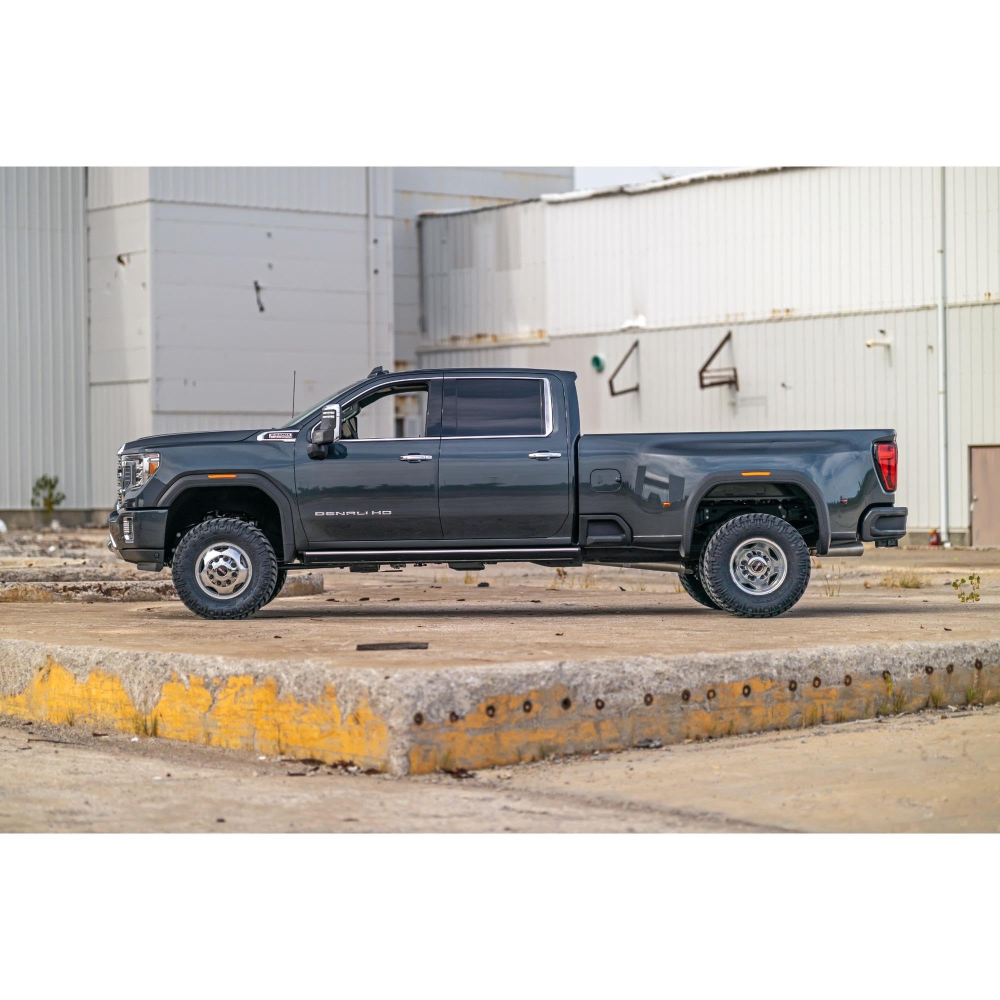 3" Rough Country Lift Kit with N3 Shocks for Chevy Silverado & GMC Sierra 3500HD (2020-2025) Dually - Red Control Arms
