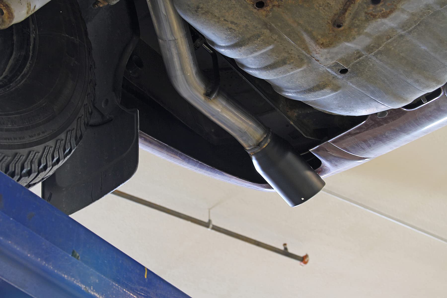 Flowmaster 717939 Cat-Back FlowFX 2.5 Inch 409 Stainless Steel 3.5 Inch Black Ceramic Coated Tip Compatible with 1999-2004 Grand Cherokee with 4.0L/4.7L engines