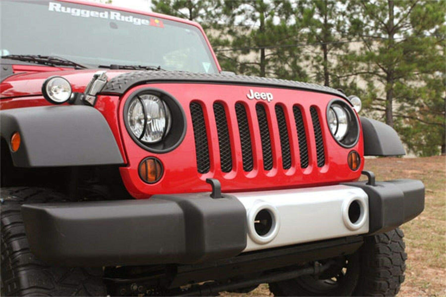 12040.08 | Omix-Ada | Front Bumper Applique, Silver | OE Reference: 1ML27WS2AA | Fits 2007-2018 Jeep Wrangler JK