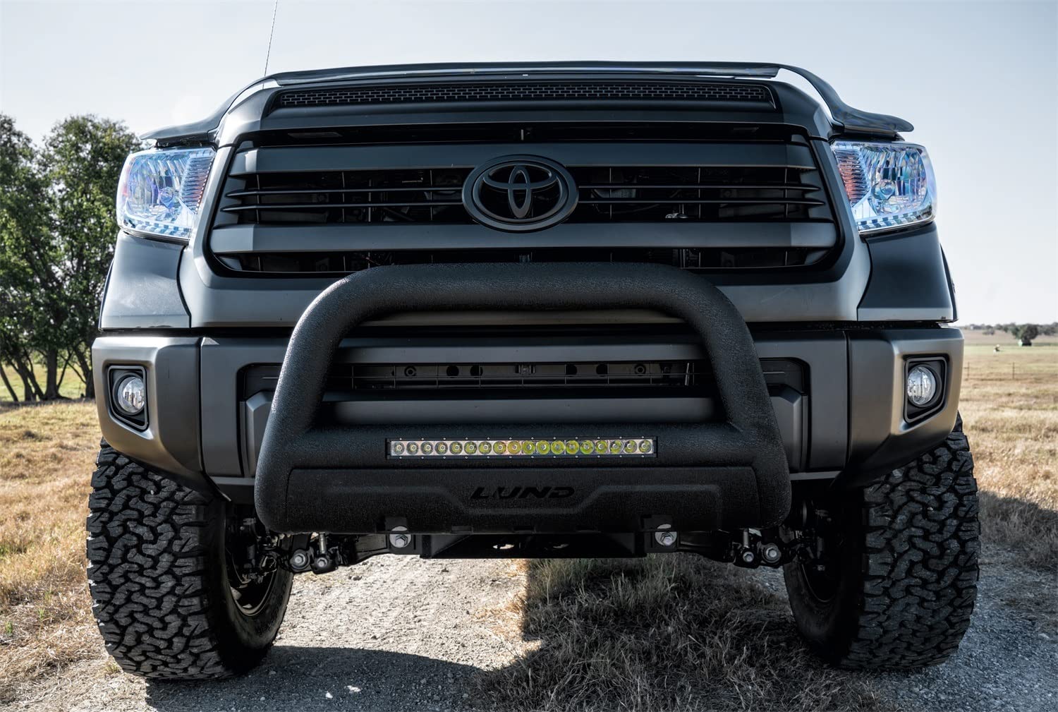 Lund RealTruck 47121213 Black Bull Bar with Integrated 20" LED Light Bar for 2016-2018 Toyota Tacoma