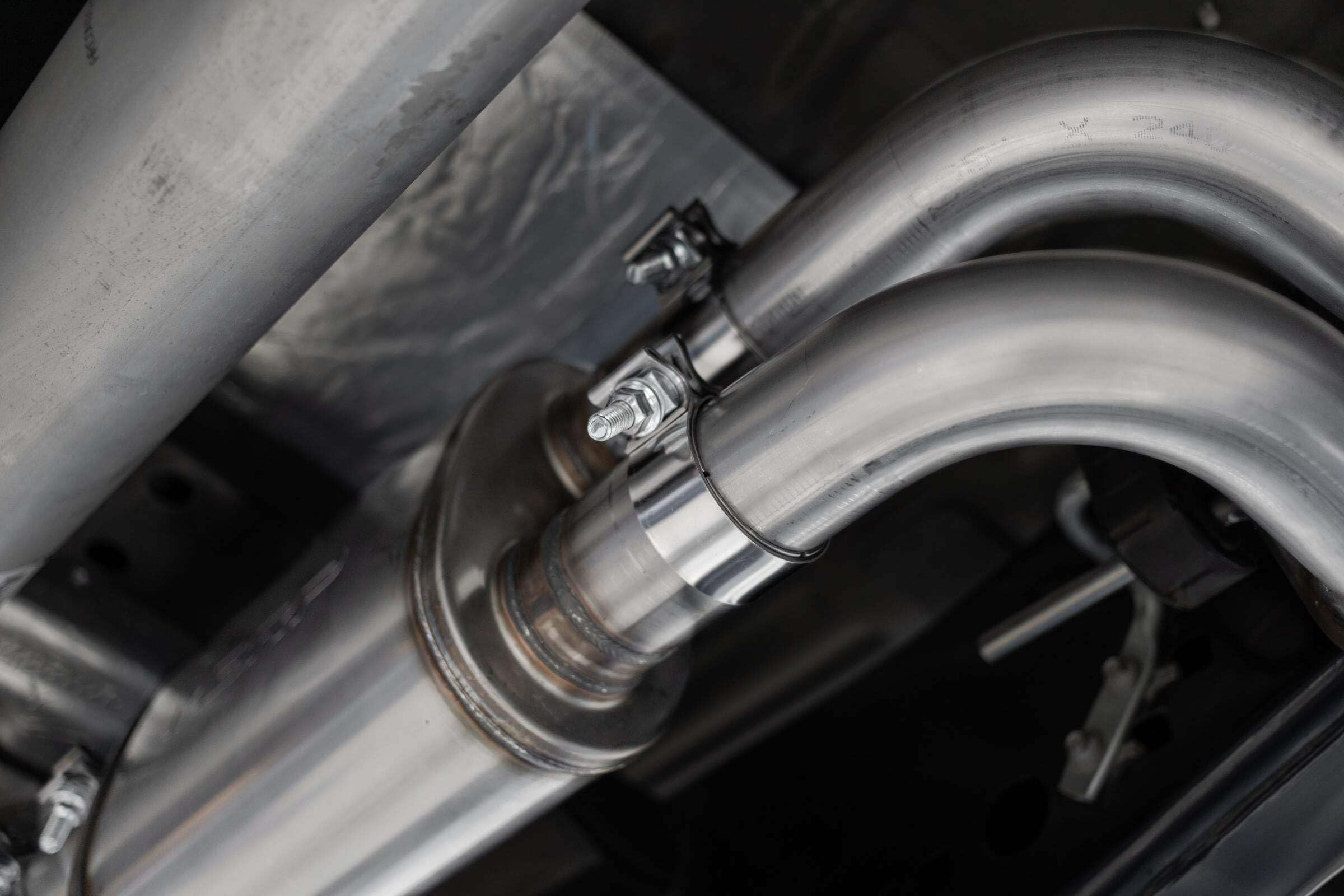 Ford F150 MBRP 2021+ Aluminized Dual Pre-Axle (Street Profile) 2.5in OD Tips 3in Cat Back Exhaust