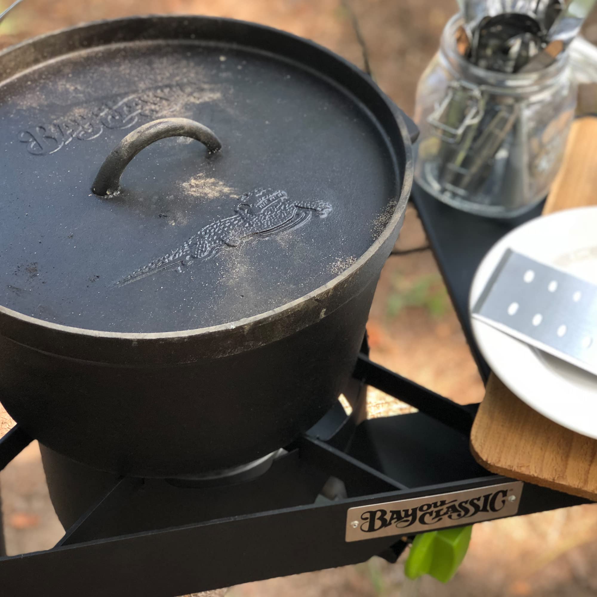 Dutch Oven Bayou Classic 7460 with Basket, 8-1/2-Quart