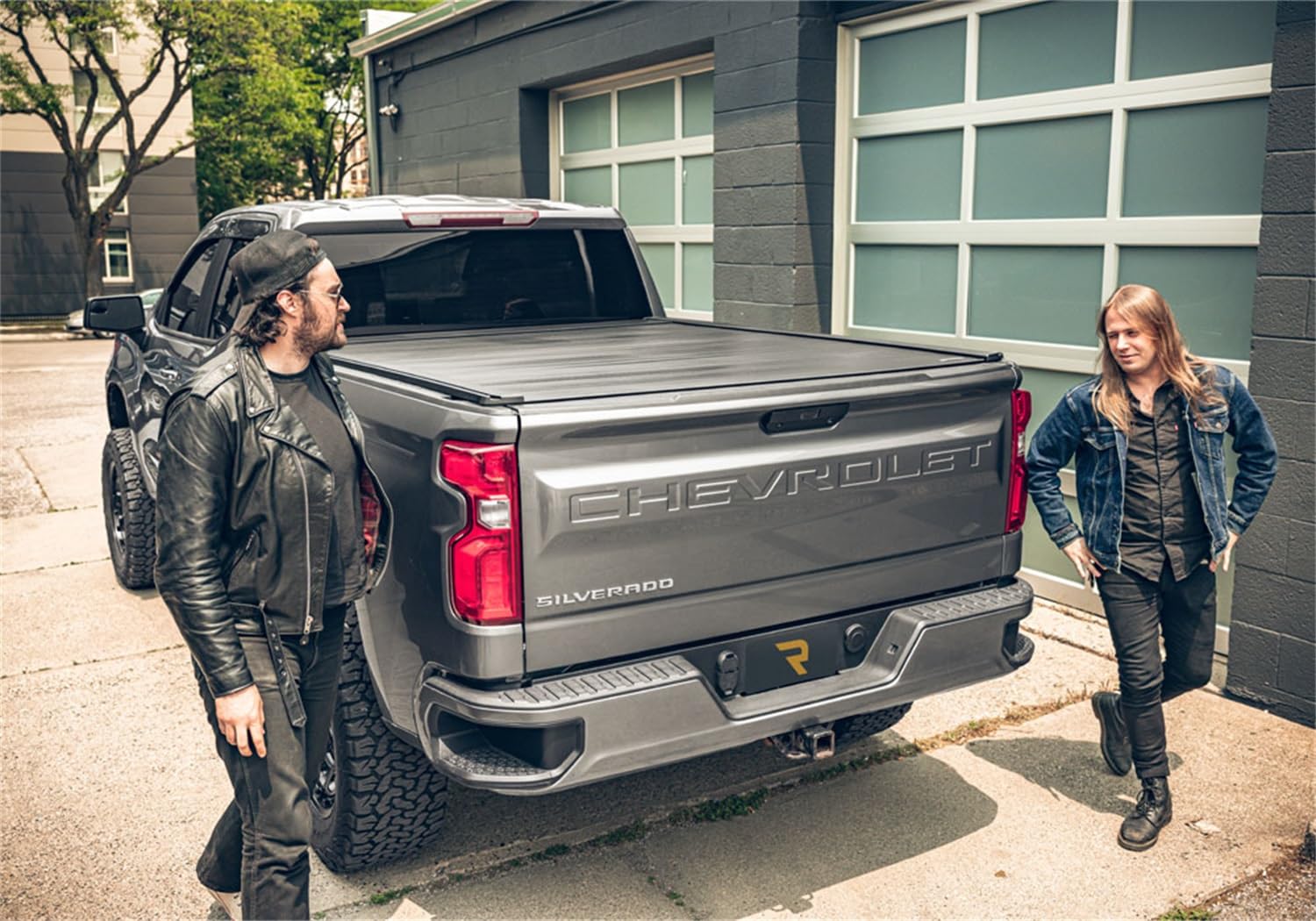 Retrax EQ Retractable Tonneau Cover RETRAX
