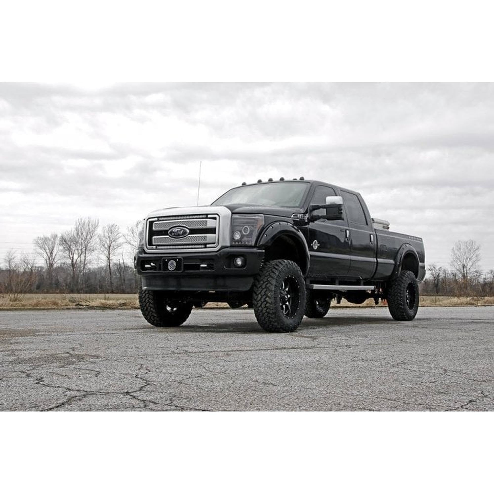 30" Rough Country Curved Dual Row LED Light Bar with Mesh Grille Mount Kit 30" for Ford F-250/F-350 Super Duty (2011-2016) - 30-in Black Series 300w LED Bar, White DRL