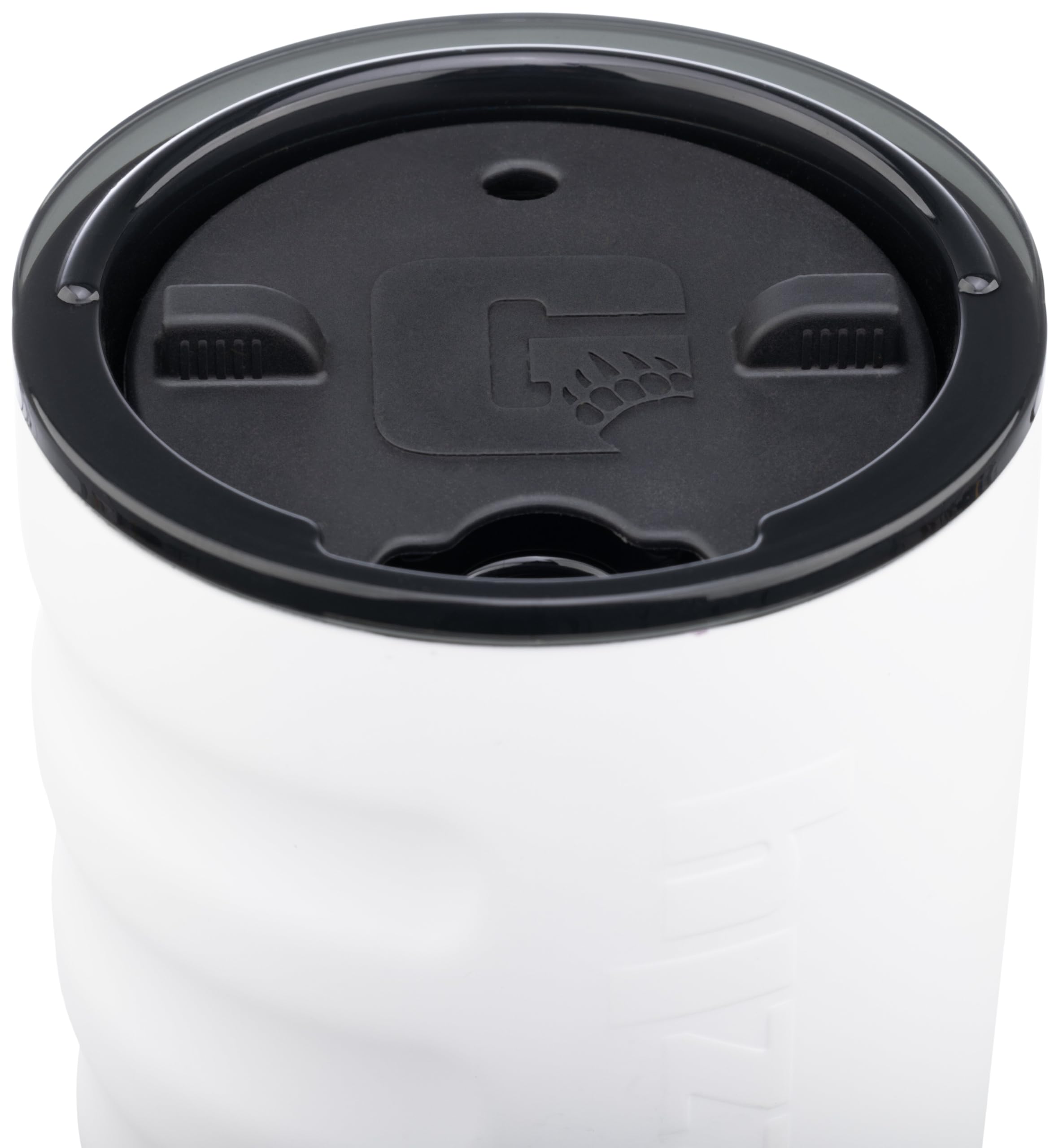 20 oz Grizzly Grip Cup with Mag Lid | Vacuum Insulated | For Coffee Car Travel Beach Camping Hiking Hunting Fishing | White