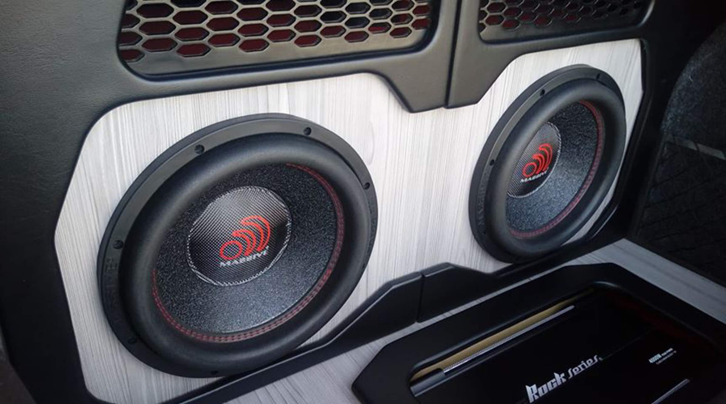 15" Massive Audio 1400 Watt Subwoofer Dual 4 Ohm Voice Coil GTX154