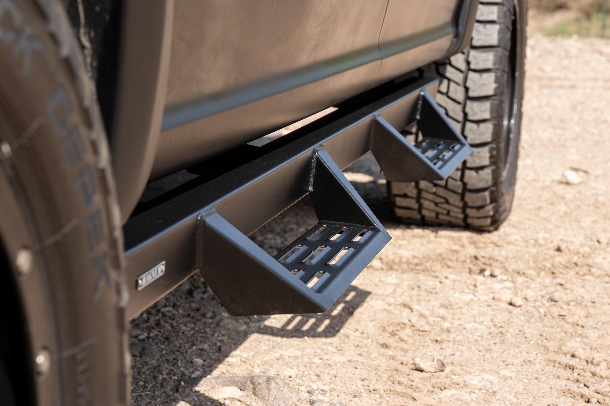 Magnum RT Gen 2 Running Boards Drop Steps Black Compatible with Crew Cab 15-26 F-150 17-26 F-260/F-350 Super Duty