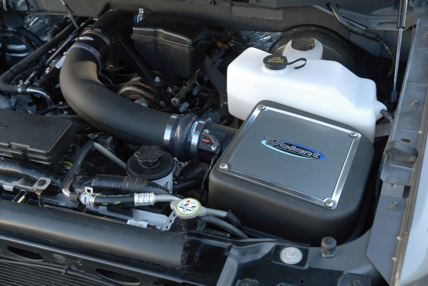Cool Air Intake Kit Volant 19154