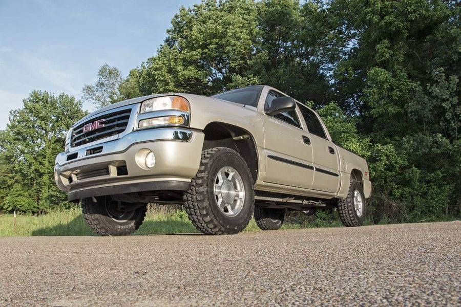 Rough Country 2" Leveling Kit for 2500 HD Chevy/GMC 2001-2010 | FT Codes - 8592