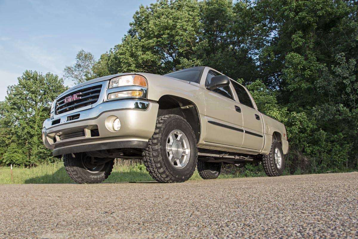 2" Rough Country Leveling Kit for 01-10 Chevy/GMC 2500HD | FK or FF Codes - 8593