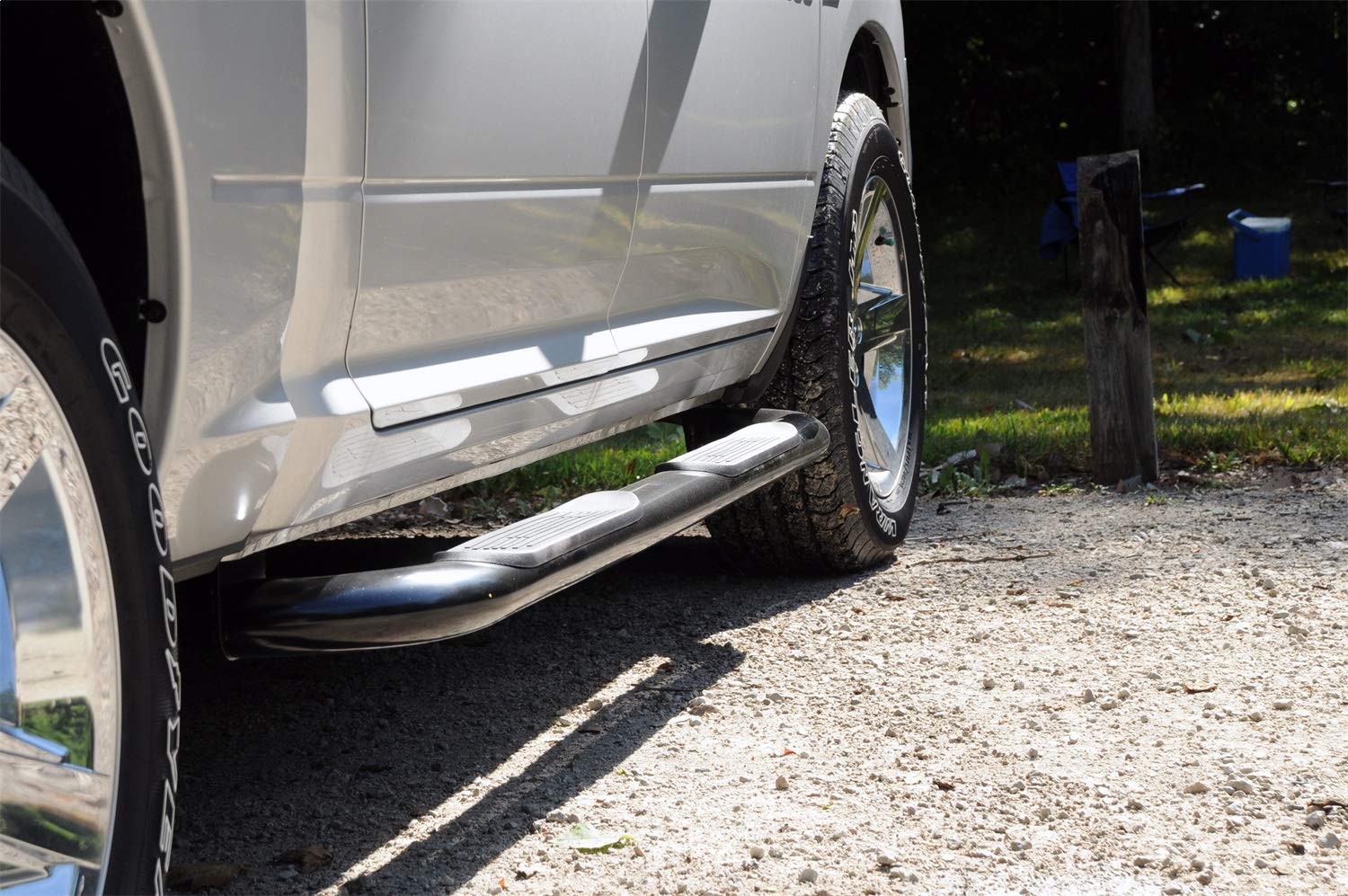3" Round Dee Zee Universal Nerf Bars