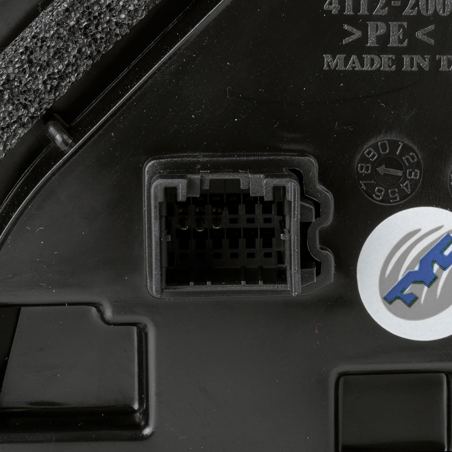 Hyundai Santa Fe TYC 7750031 Non Heated Power Replacement Passenger Side Mirror, Black