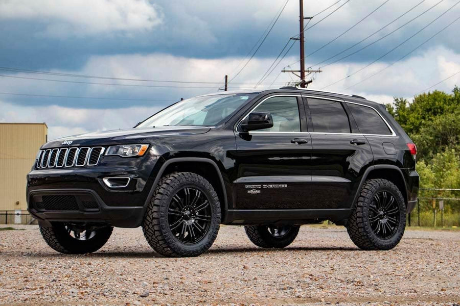 2.5 Lift Kit Rough Country w/N3 Struts for 16-22 Jeep Grand Cherokee WK2-91430
