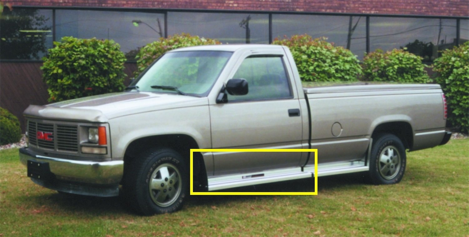 Owens Products ClassicPro Series OC7056CX Extruded 2in. Cab Length Running Boards