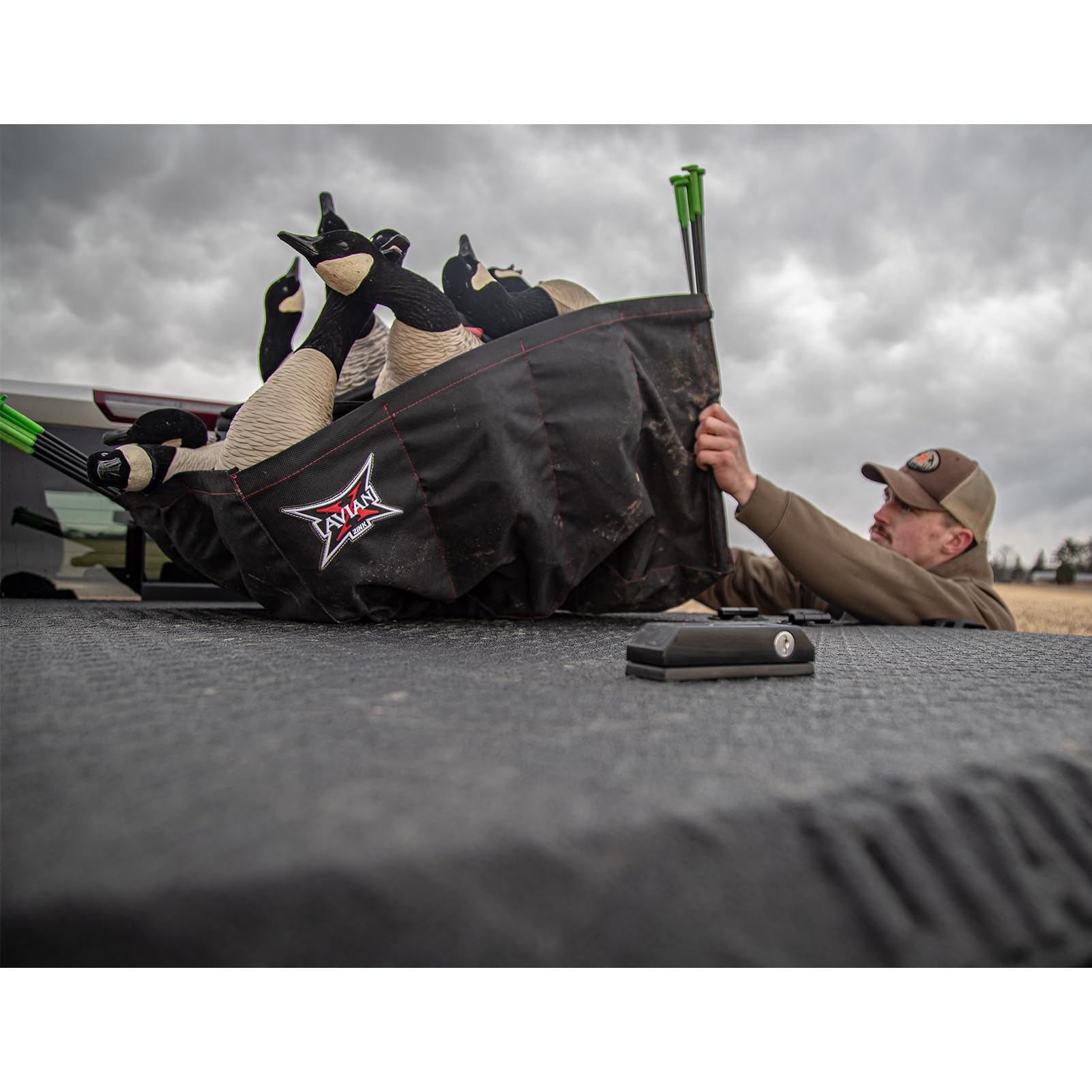 AXP Lessers Avian X Outfitter Pack, 12 Full Body Canada Goose Decoys, Oversized, Flocked Heads, 12 Stakes, Includes 12-Slot Bag