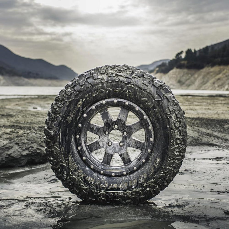 Mud Terrain T/A KM3 BFGoodrich Radial Car Tire for Light Trucks, SUVs, and Crossovers, 35x12.50R17/E 121Q