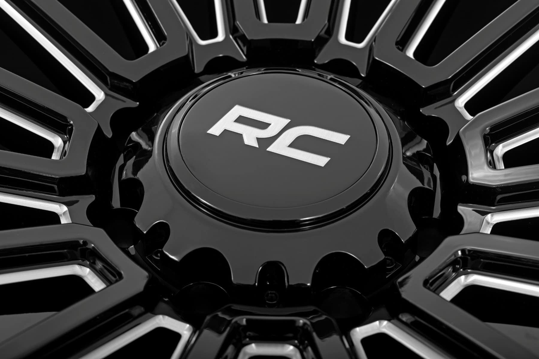 One-Piece Rough Country 97 Series Aluminum Wheel - 17x9, 6x5.5 Bolt Pattern, 12mm Offset, Gloss Black
