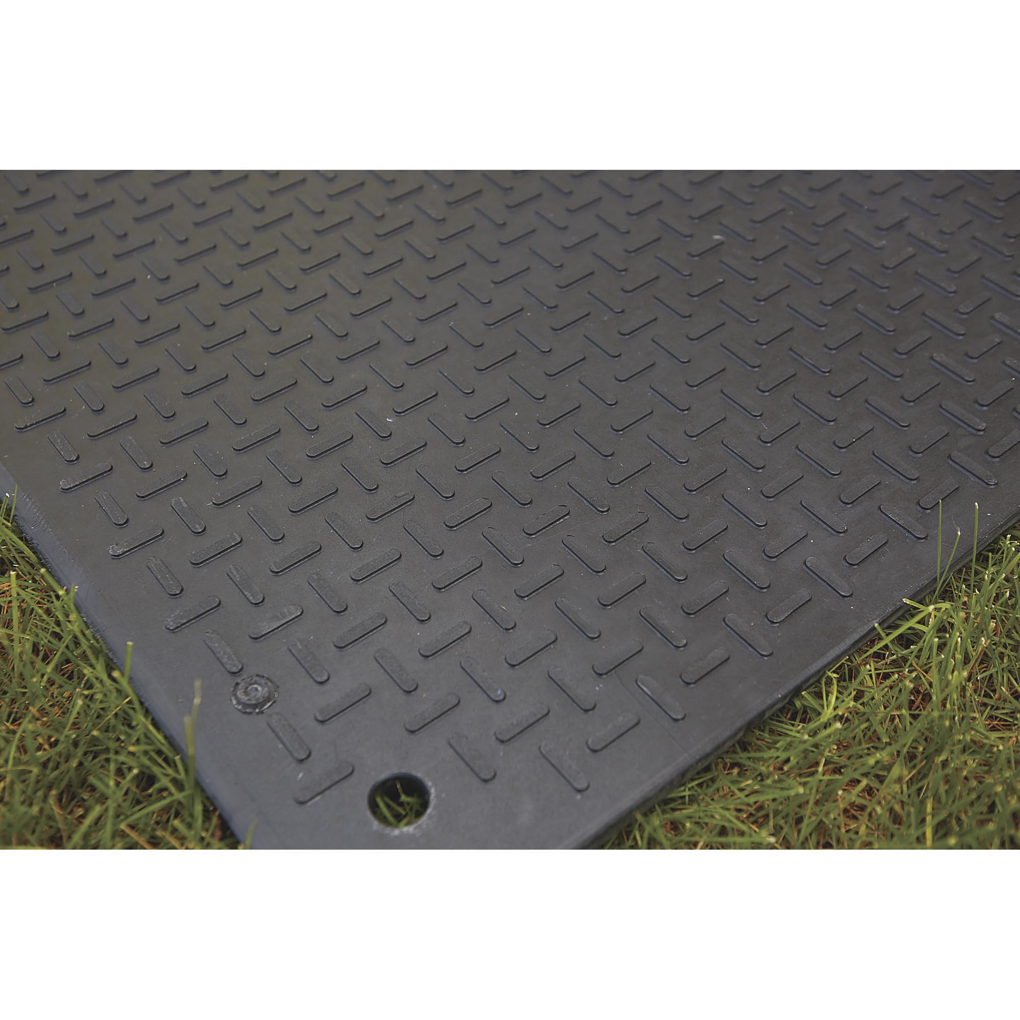 TuffTrak Ground Protection Mat VersaMat - Black, 3ft.W x 8ft.L, Diamond Plate/Pedestrian Plate Tread Design, Model Number VM38
