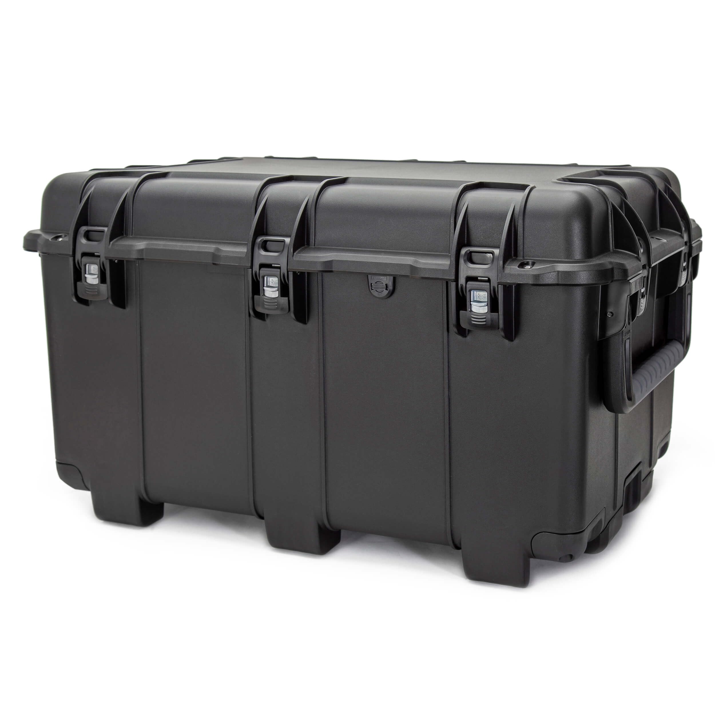 Nanuk 975 Case - No Wheels (T) wo Man Carry - BK 975T-0001