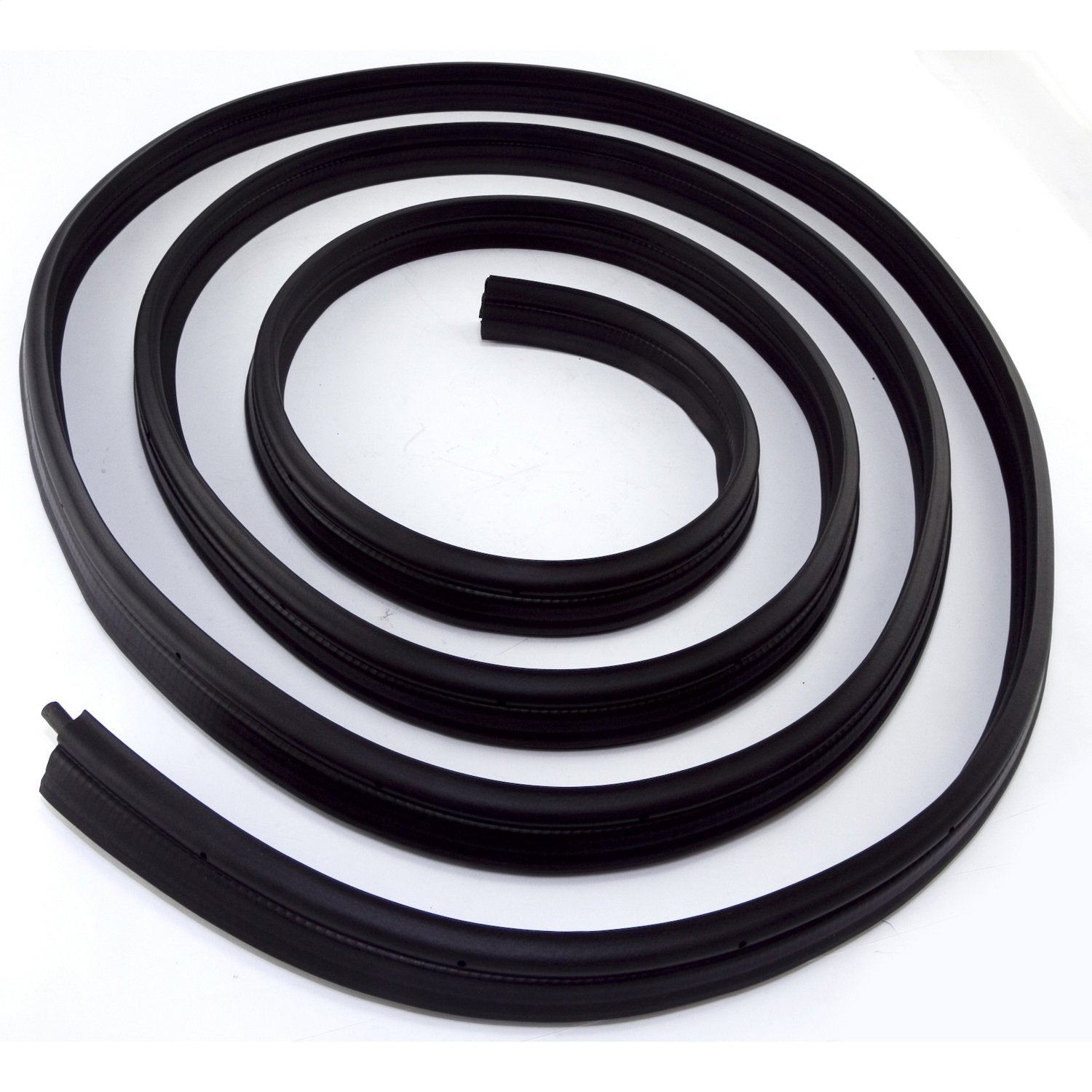 12303.68 | Omix-ADA | Liftgate Seal | OE Reference: 55015783 | Fits 1984-2001 Jeep Cherokee XJ