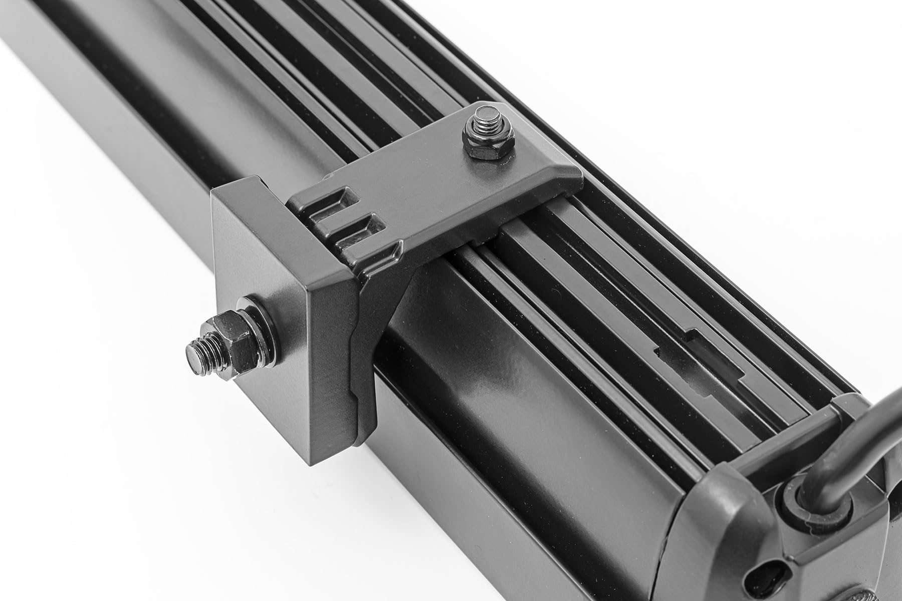 20" Rough Country Dual Row Spectrum LED Light Bar - 200W, 18,000 Lumens, 5W Osram LEDs, Combo Spot & Flood Beam, Built for Rugged Off-Road Use