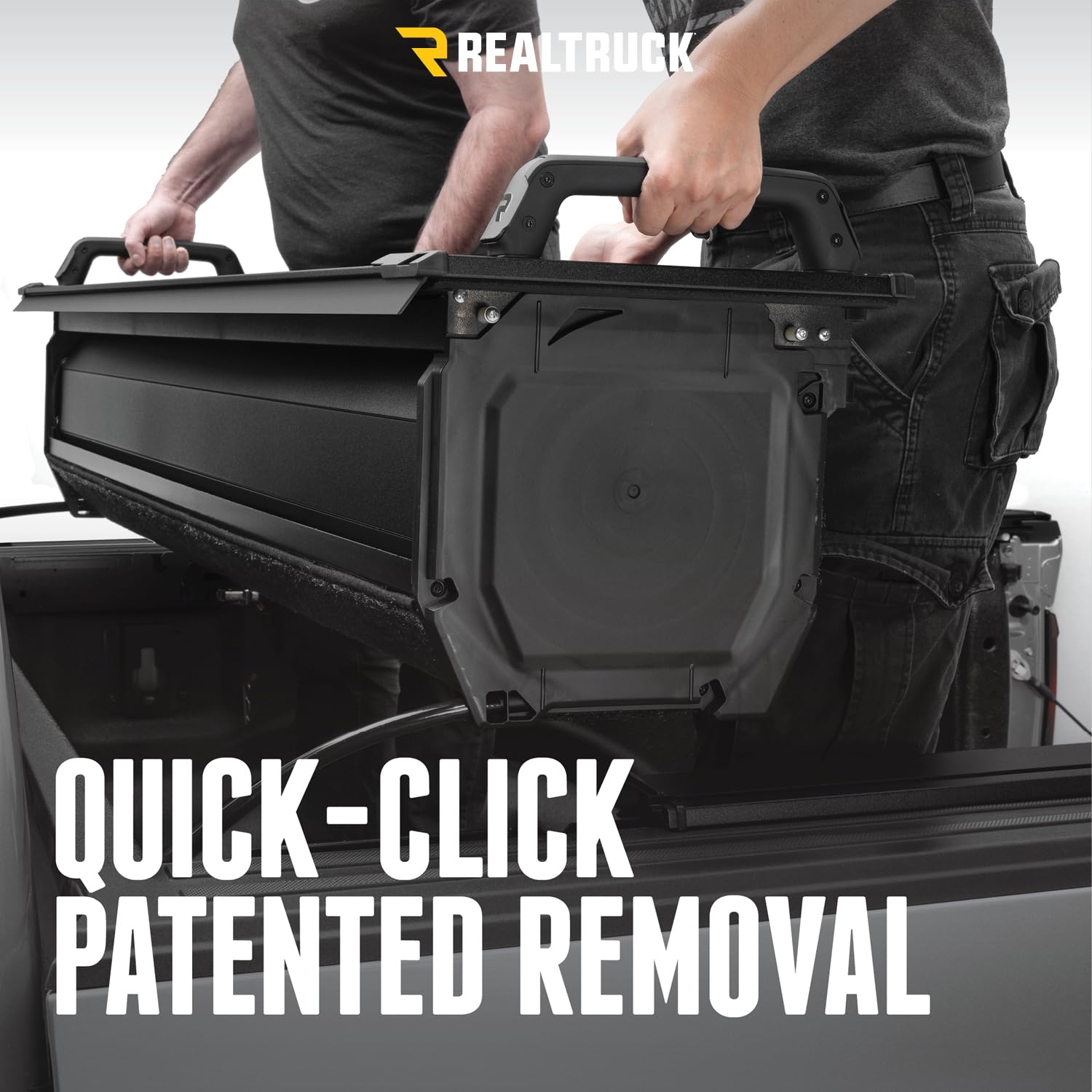 RetraxPRO EZ-Off RealTruck FRC-4000 Retractable Truck Bed Tonneau Cover | R-T-80731 | Fits 2022-2026 Nissan Frontier 5' Bed (60")