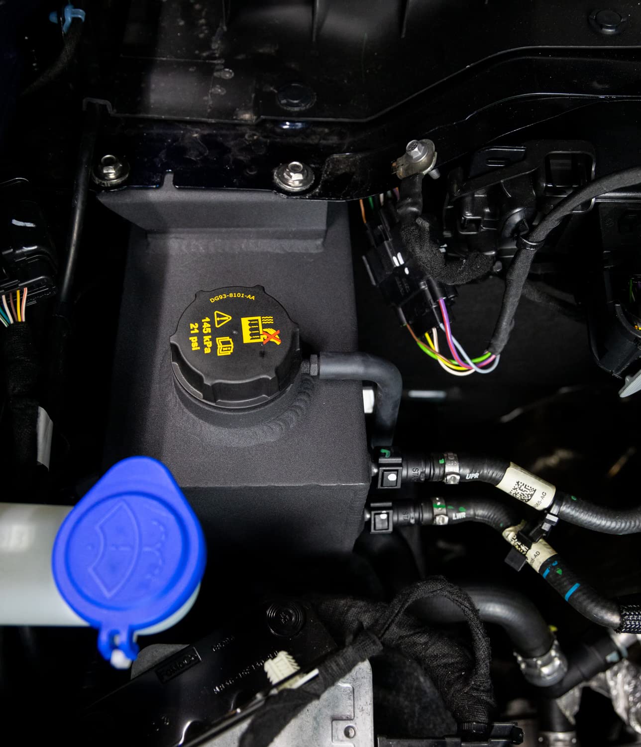 Mishimoto Coolant Expansion Tank Black Compatible with 2021+ Ford Bronco 2.3L/2.7L, Micro Wrinkle