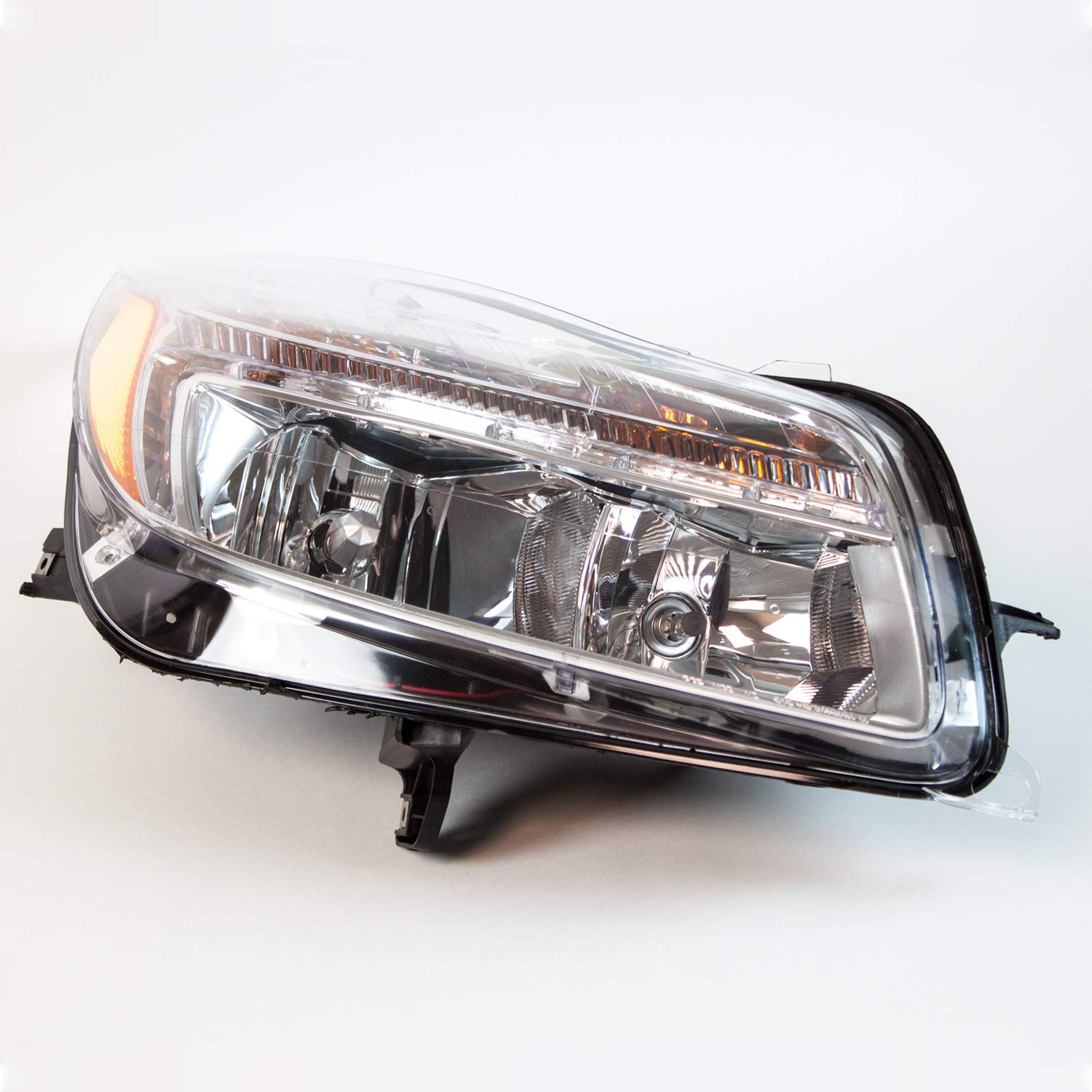Right TYC Headlight Assembly Compatible with 2011-2013 Buick Regal
