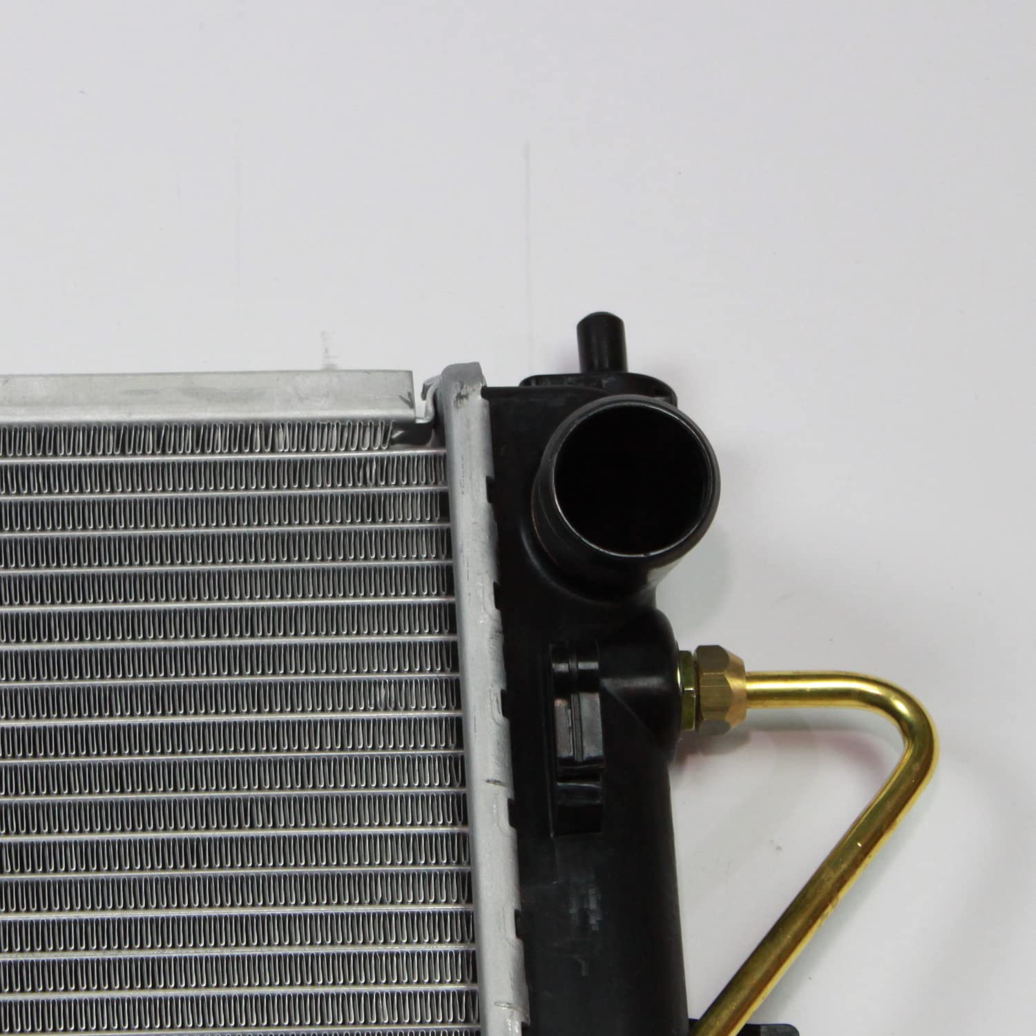 Replacement TYC Radiator for Kia Rondo