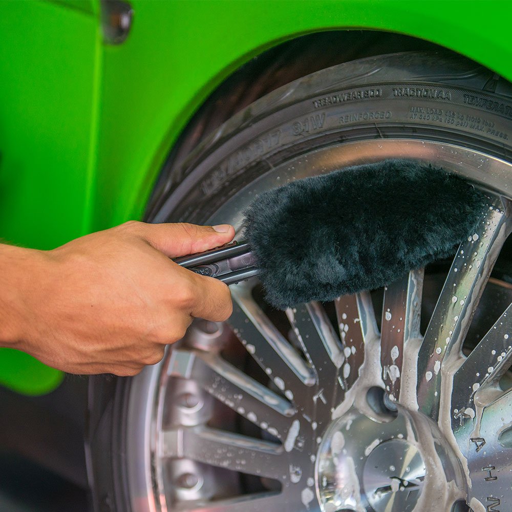 Chemical Guys Wheel and Rim Cleaning Brush Gerbil - Soft Natural Bristle Detailing Tool for Tires, Exhausts & Delicate Surfaces - Wheel Cleaner Brush to Safely Clean Brake Dust, Grime and Dirt, 1 Pack