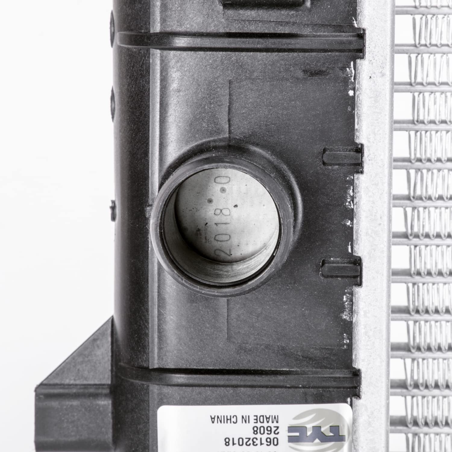Radiator TYC 2608 Compatible with 2005-2010 Chevrolet Cobalt