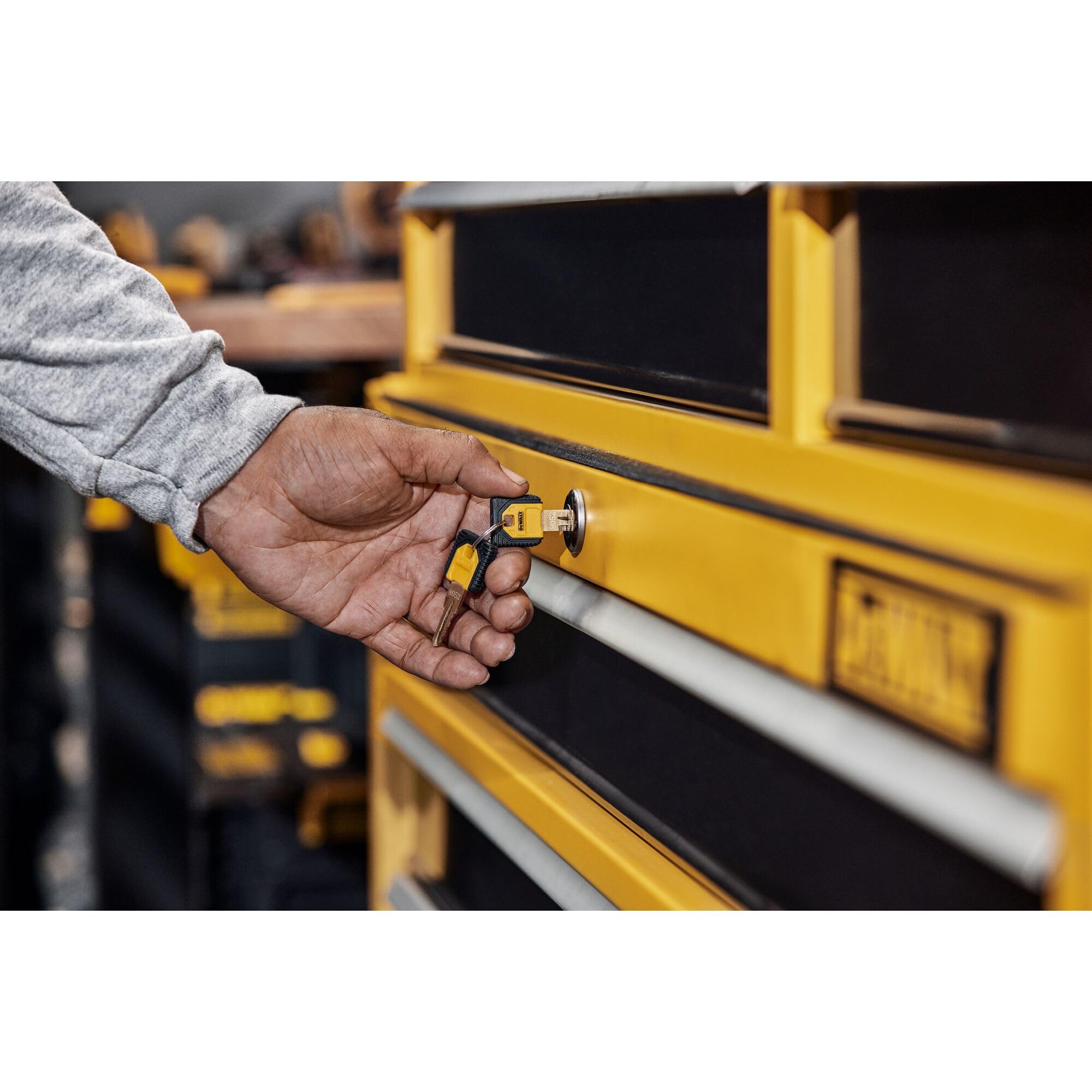 DEWALT 52 Inch Tool Chest with 6 Drawers, 100lb Drawer Capacity, DEWALT Workshop Storage System Compatible (DWST52071)