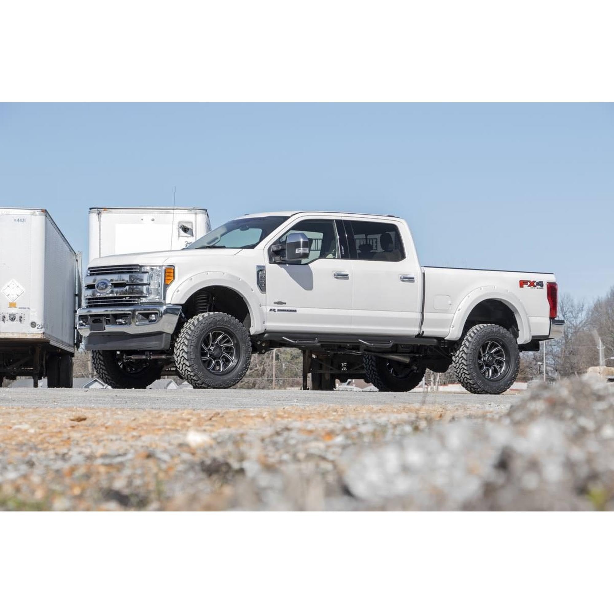 4.5" Rough Country Coilover Lift Kit for 17-22 Ford Super Duty - 55058