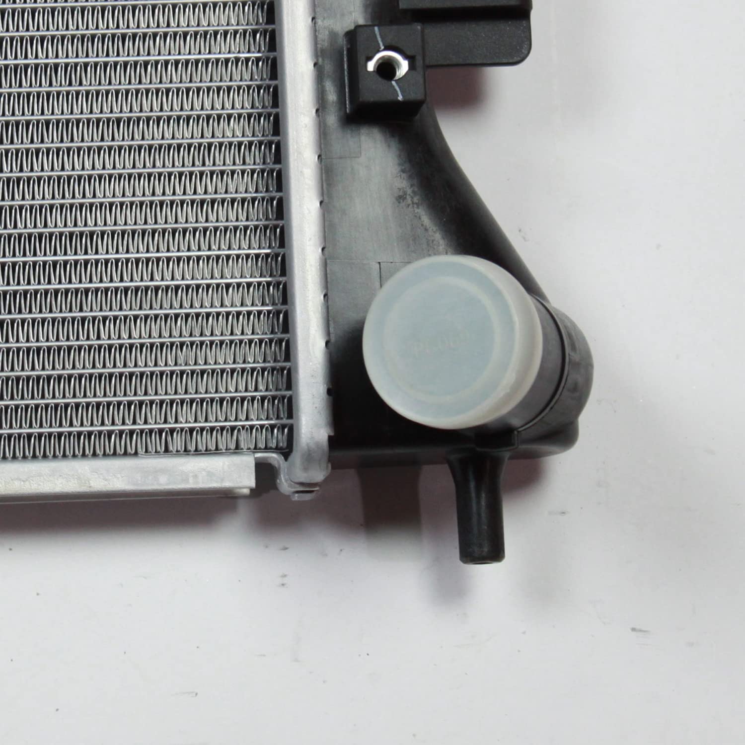 Replacement TYC 13202 Radiator for Hyundai Elantra