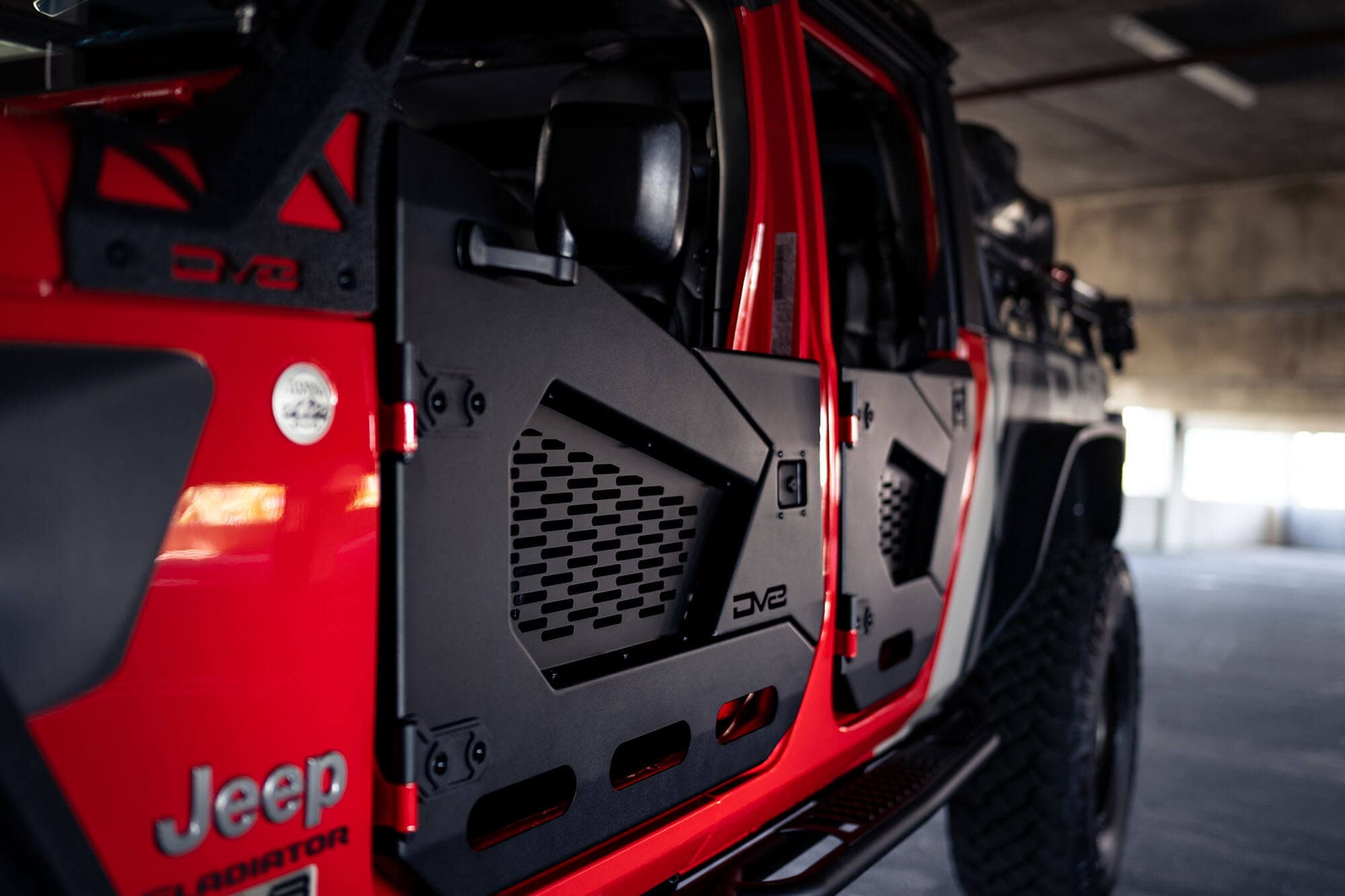 DV8 Offroad Half Doors Spec Series for 2018-2025 Jeep Wrangler JL & Gladiator JT | Molle Compatible Removable Mesh Panels | Secure Locking Handles (Front Set)